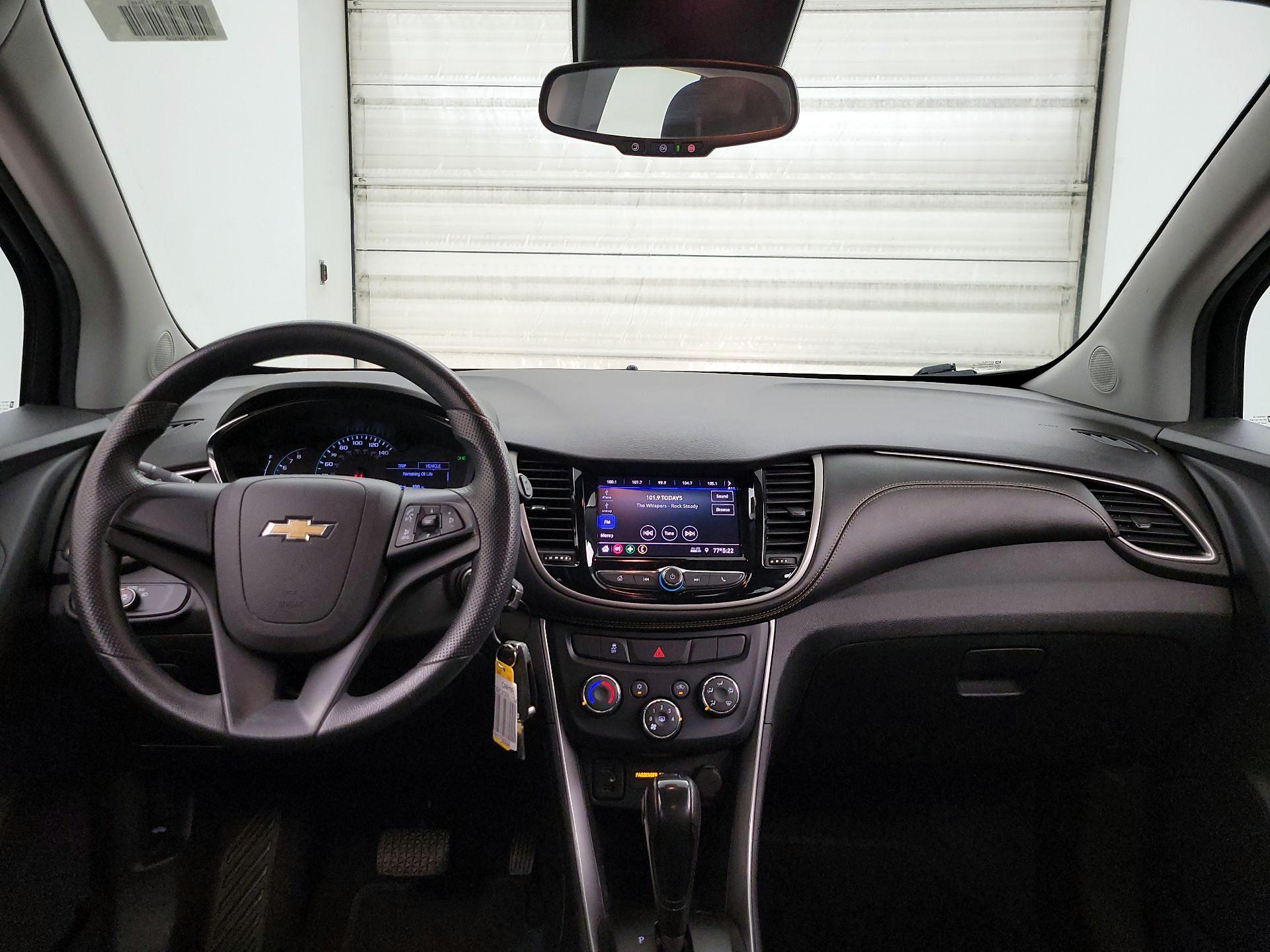 Thumbnail: 2020 Chevrolet Trax - 9