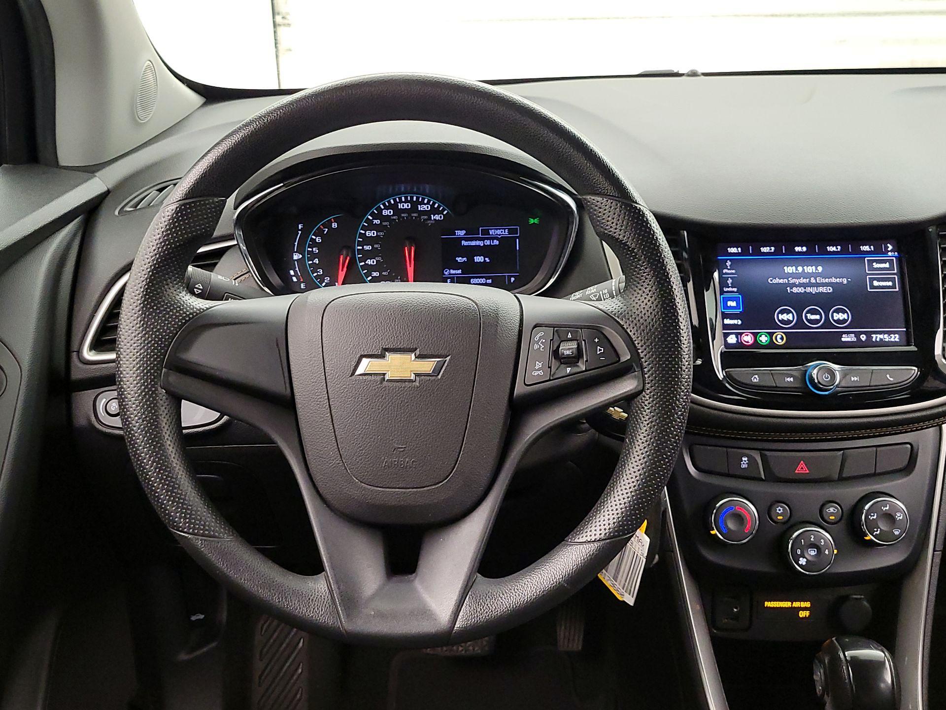 Thumbnail: 2020 Chevrolet Trax - 10
