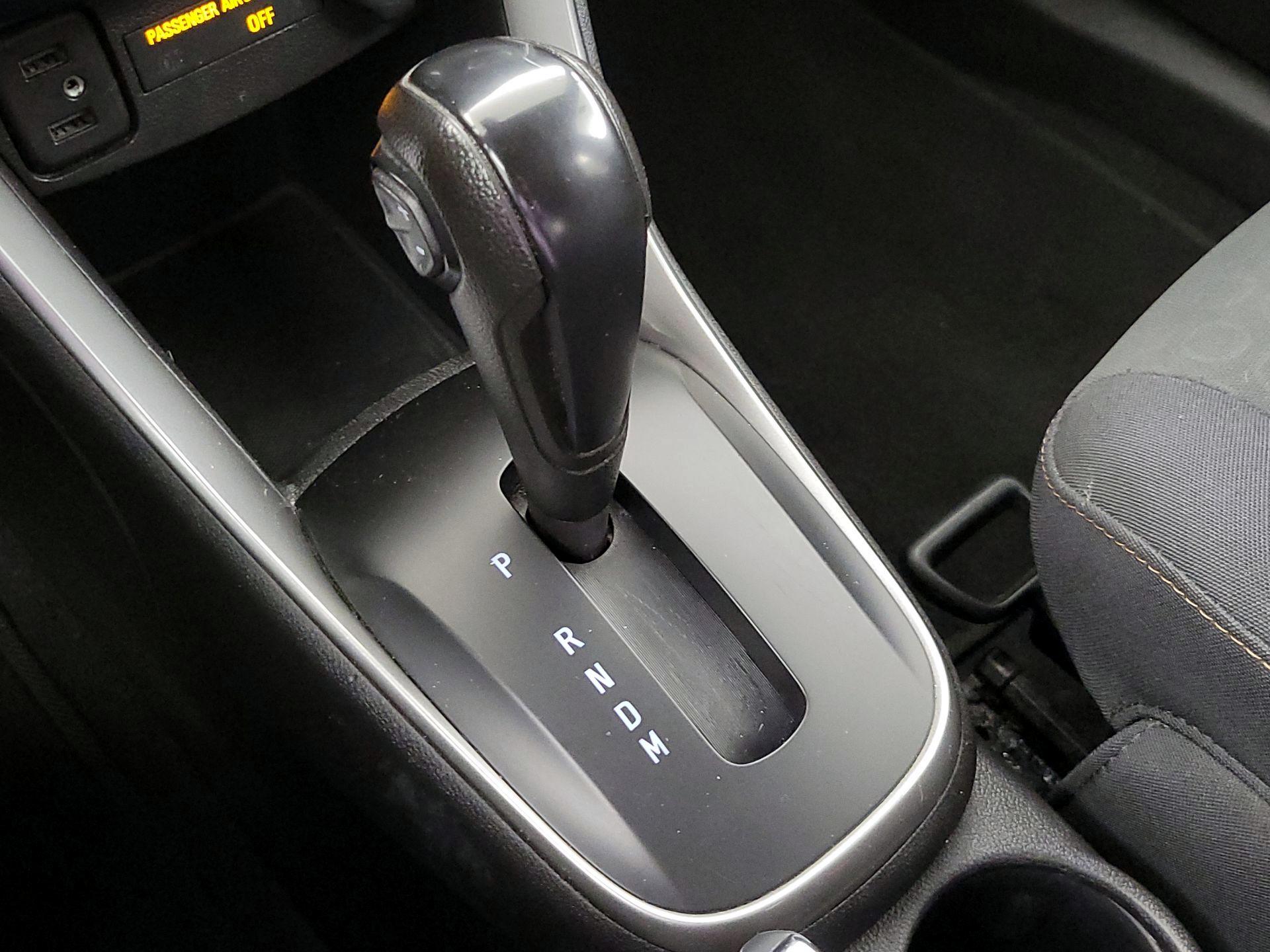 Thumbnail: 2020 Chevrolet Trax - 17