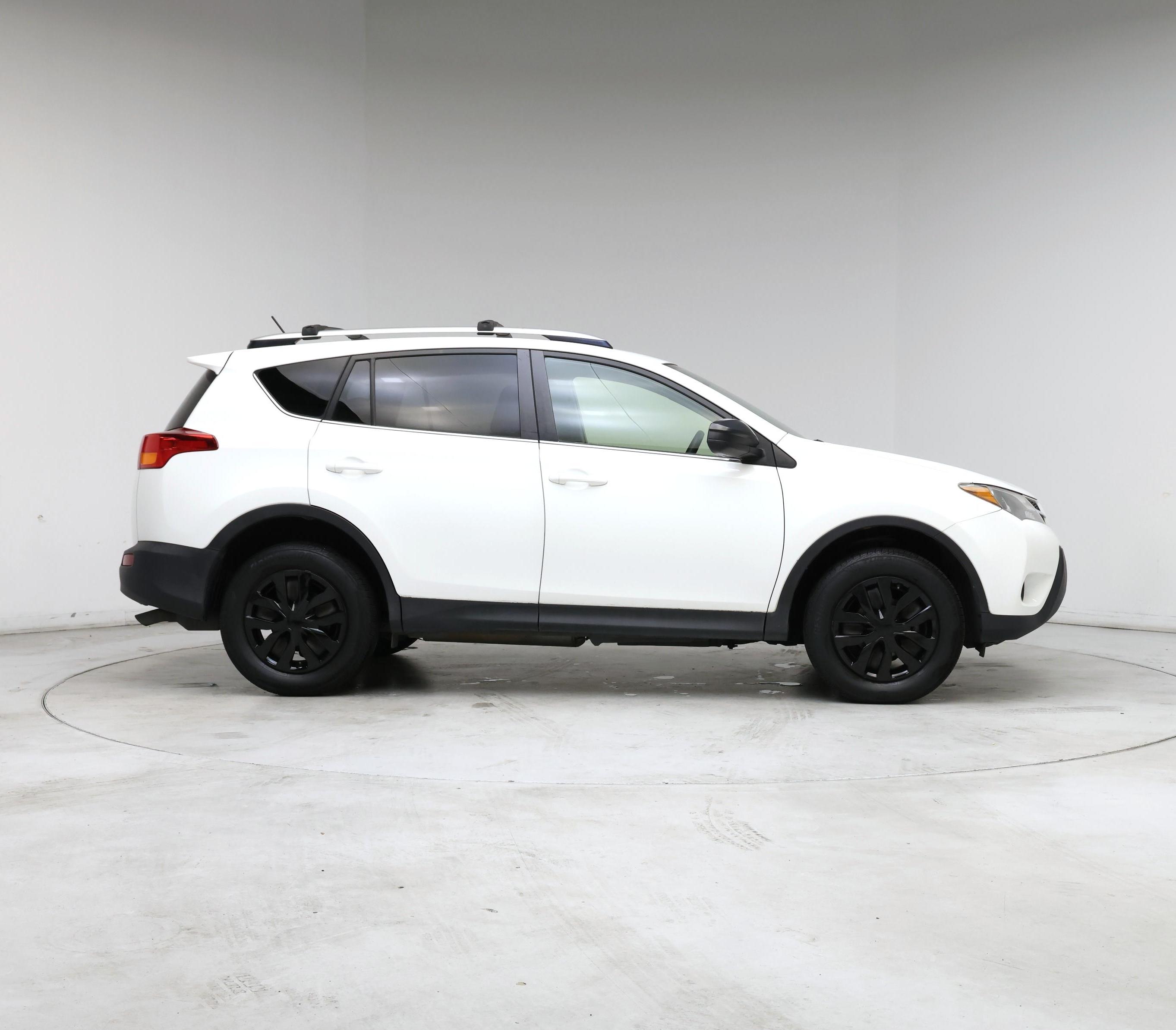 Thumbnail: 2015 Toyota RAV4 - 7