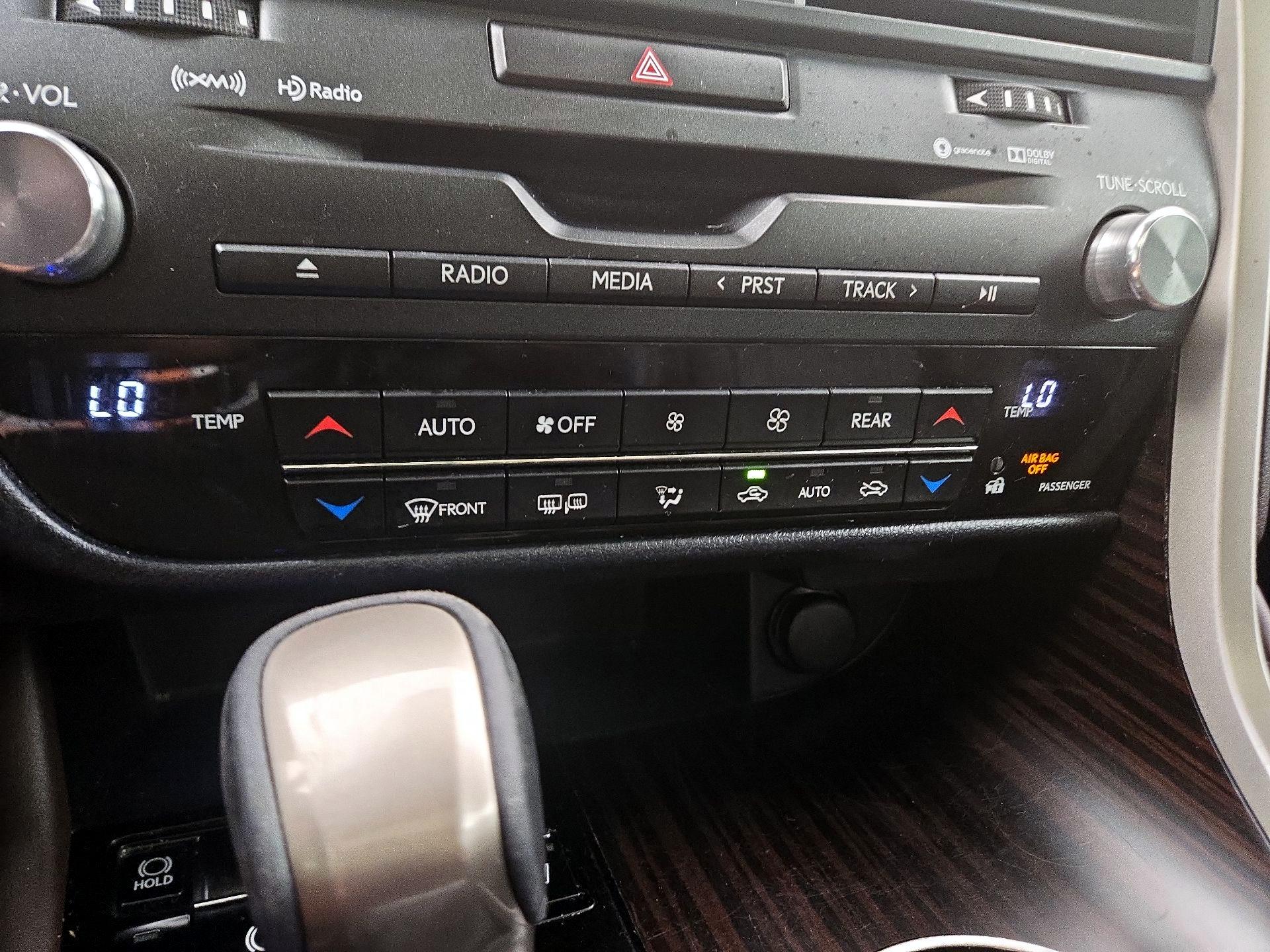 Thumbnail: 2019 Lexus RX - 16