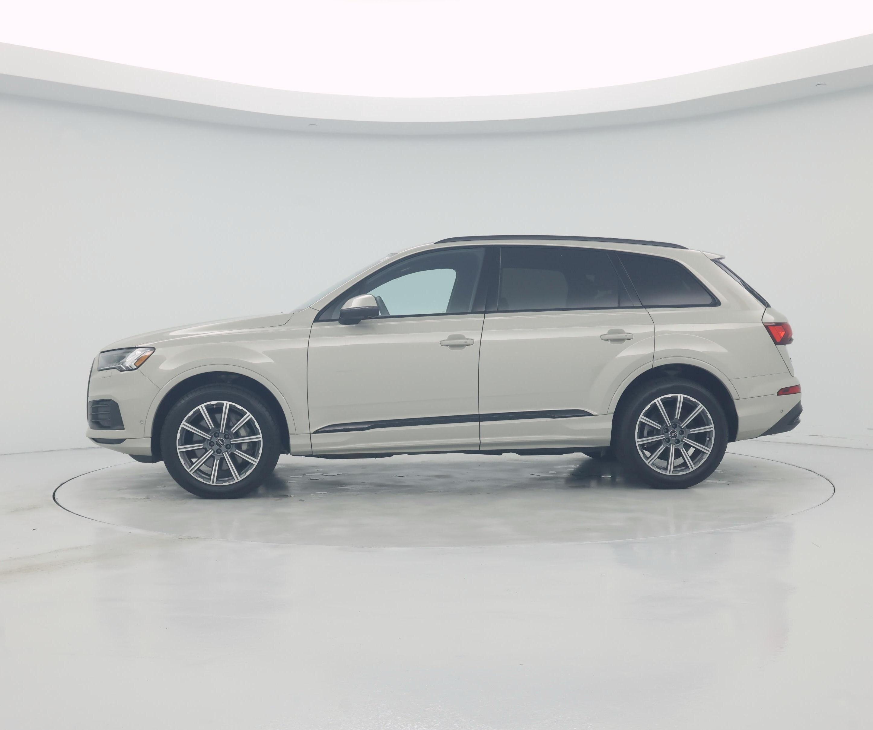 Thumbnail: 2023 Audi Q7 - 3