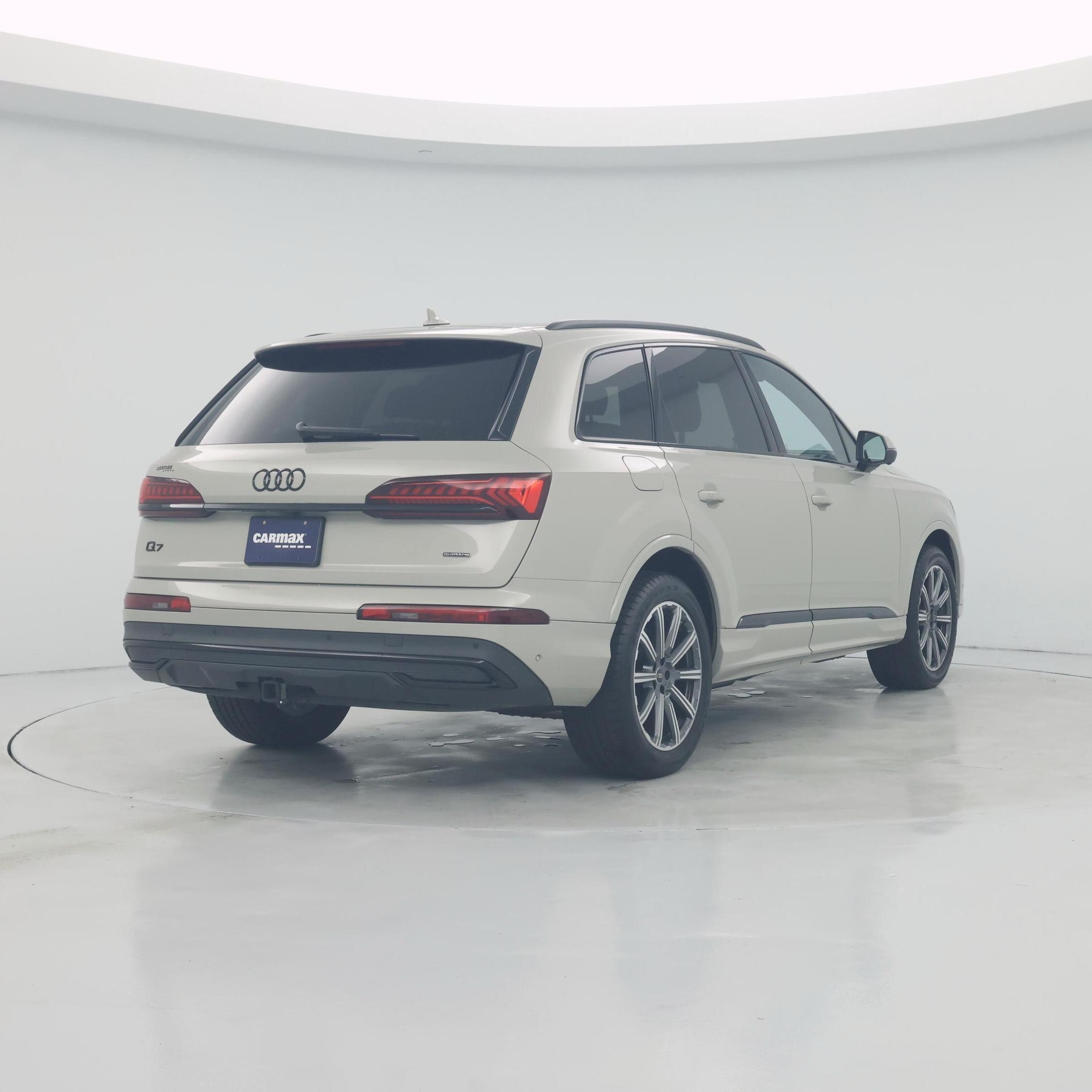 Thumbnail: 2023 Audi Q7 - 8