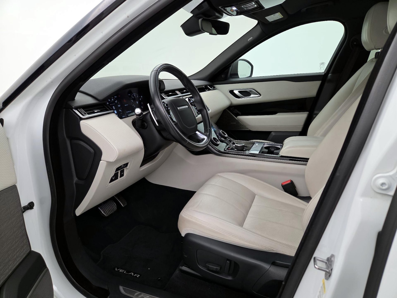 2019 Land Rover Range Rover Velar SE - Photo 12