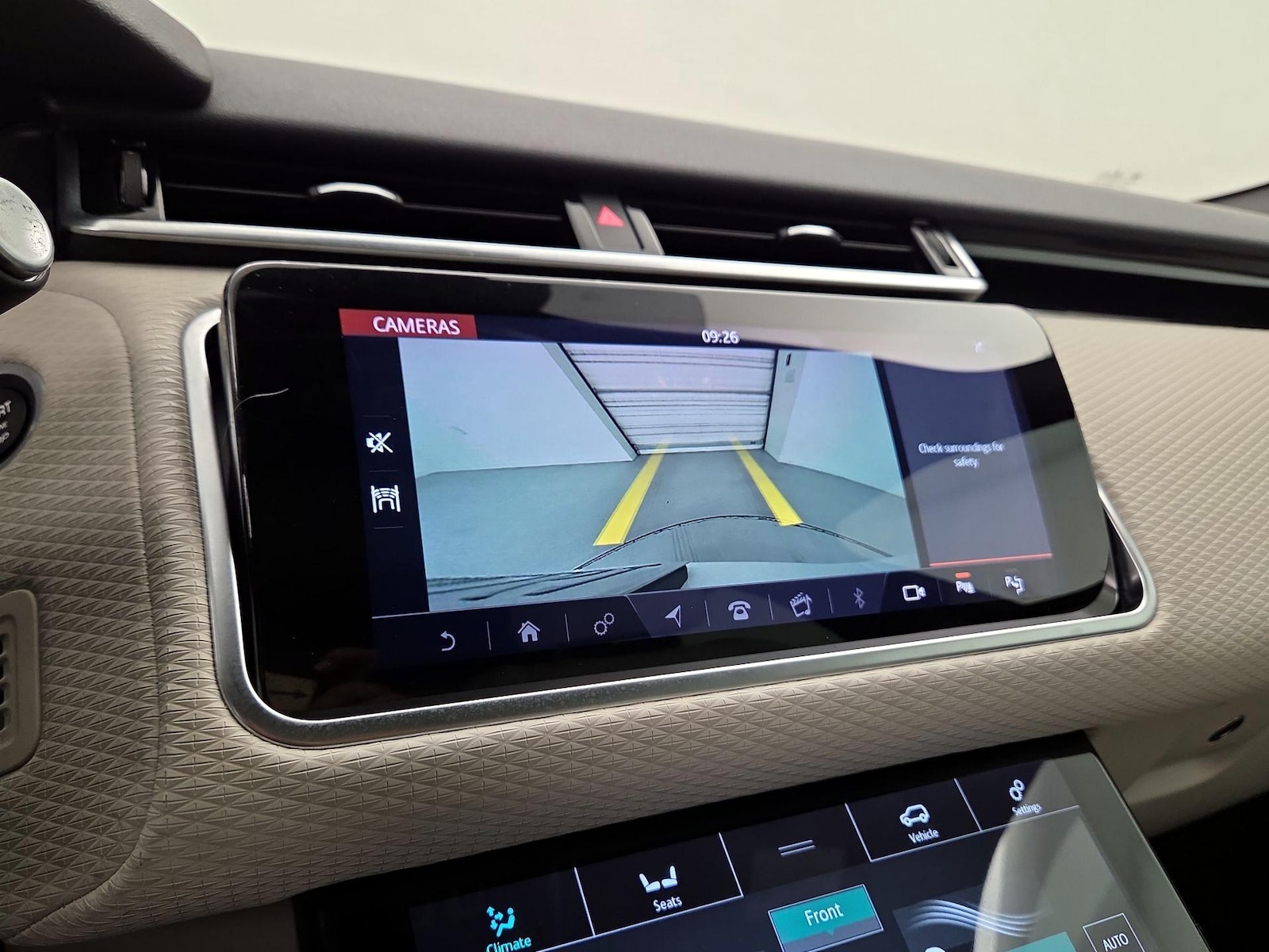 2019 Land Rover Range Rover Velar SE - Photo 15