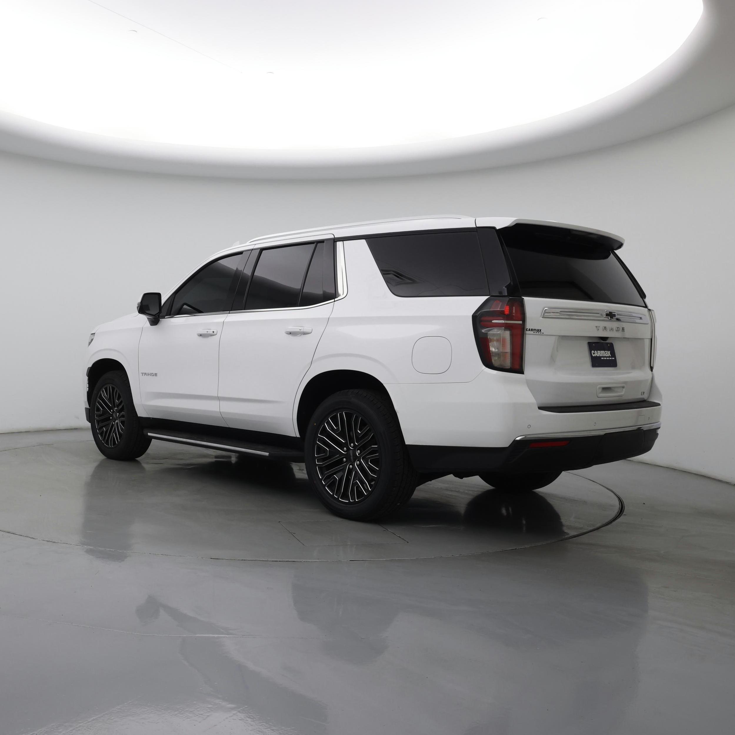 Thumbnail: 2022 Chevrolet Tahoe - 2