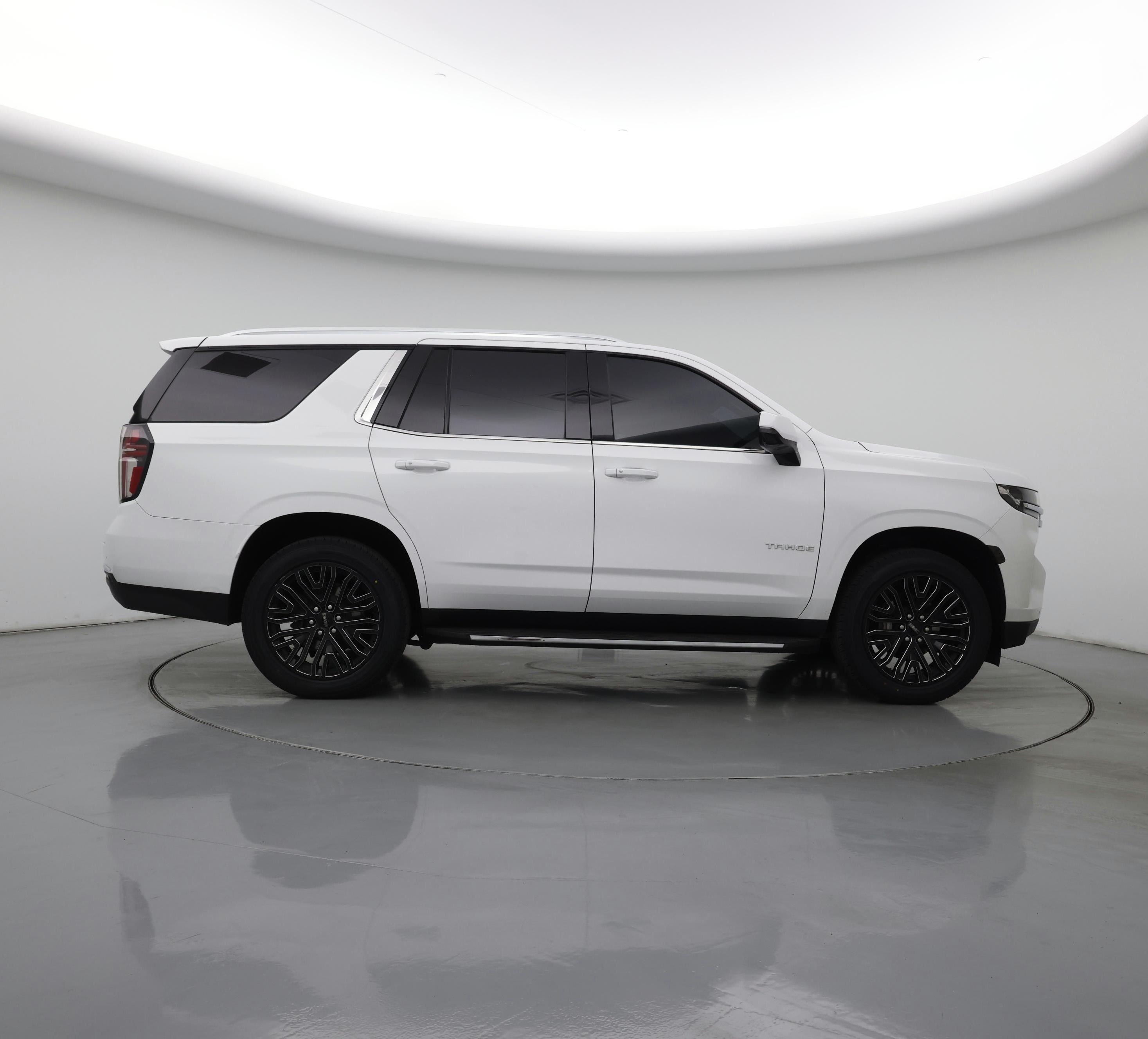 Thumbnail: 2022 Chevrolet Tahoe - 7