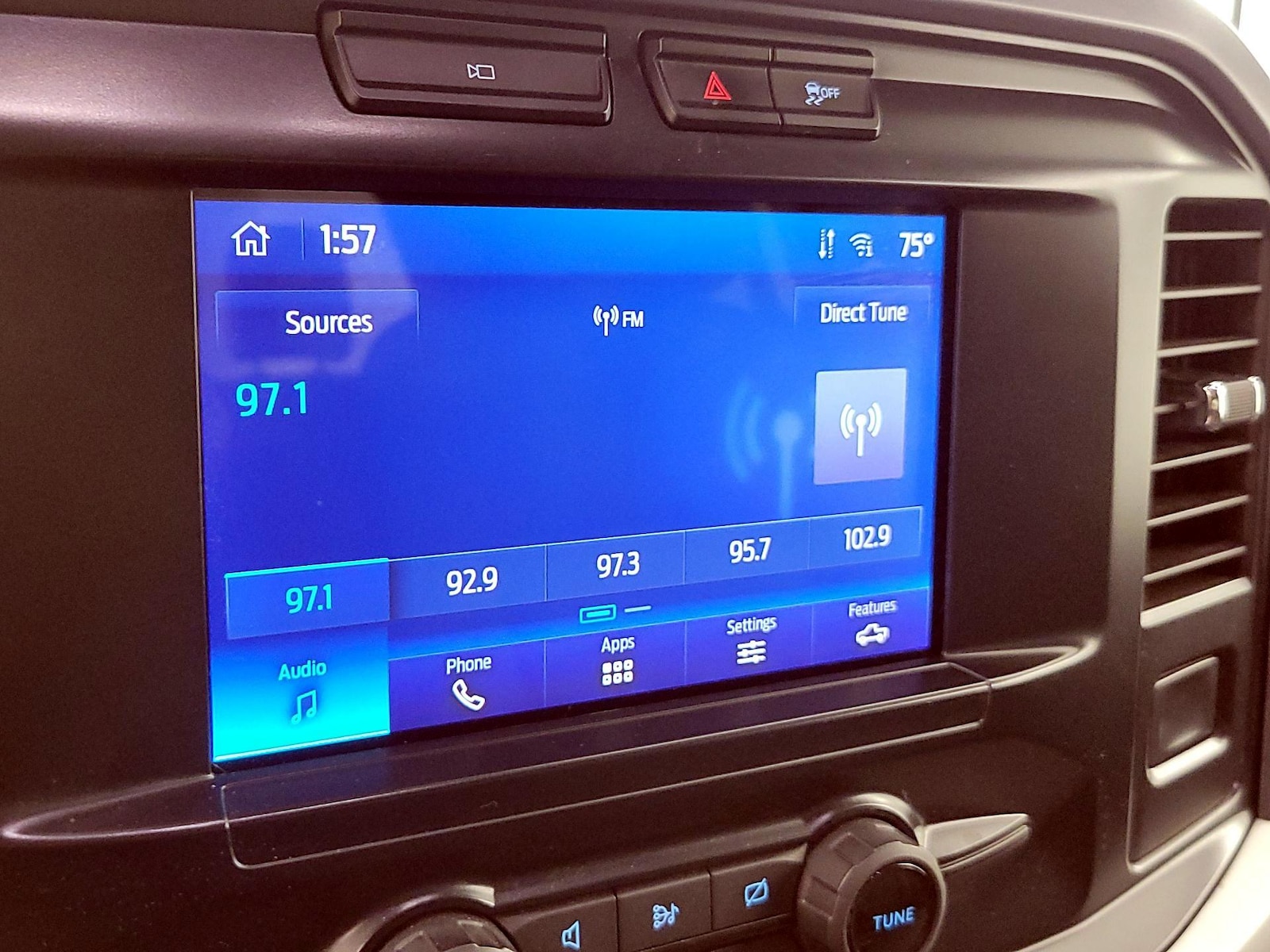 2023 Ford F-150 XLT - Photo 16