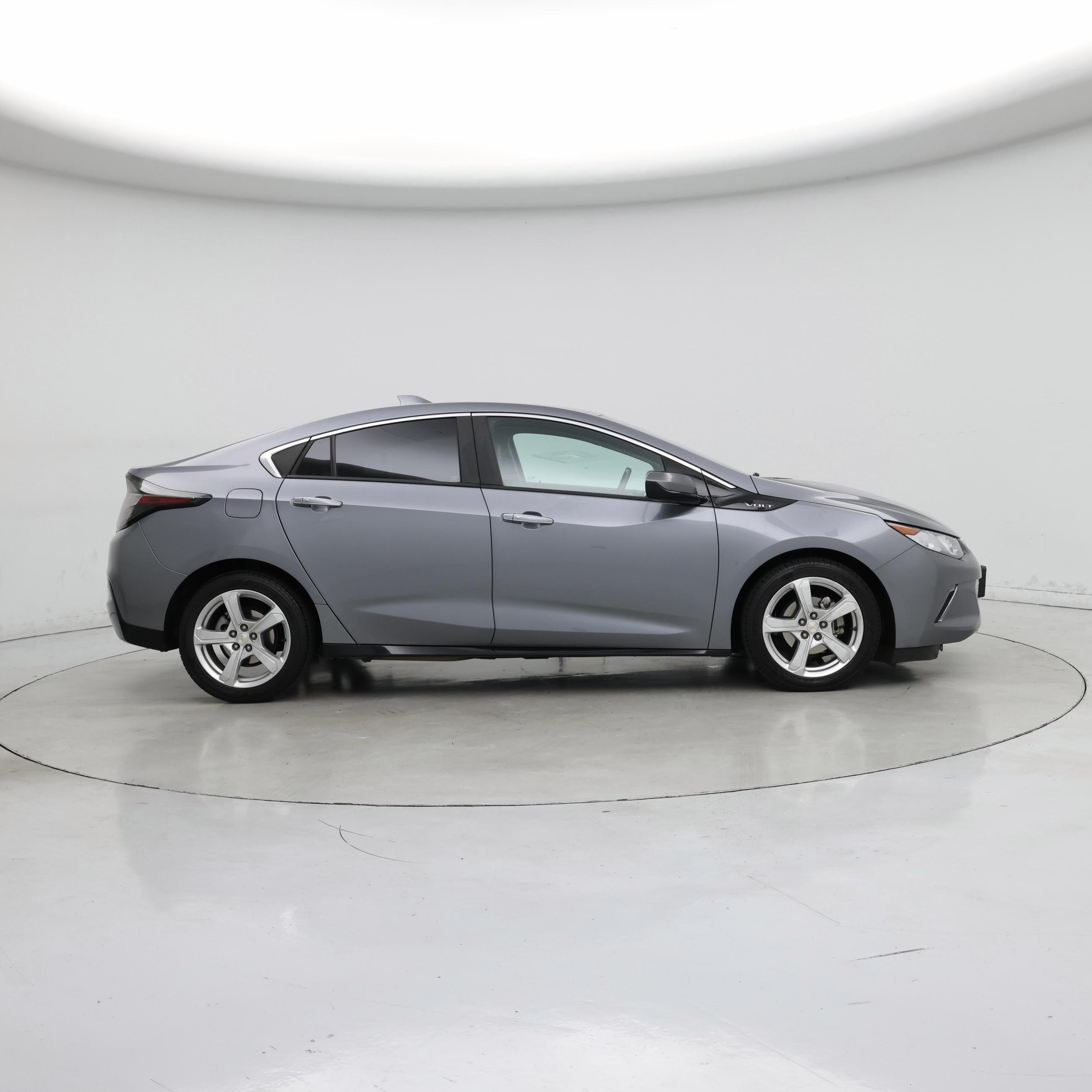Thumbnail: 2018 Chevrolet Volt - 7