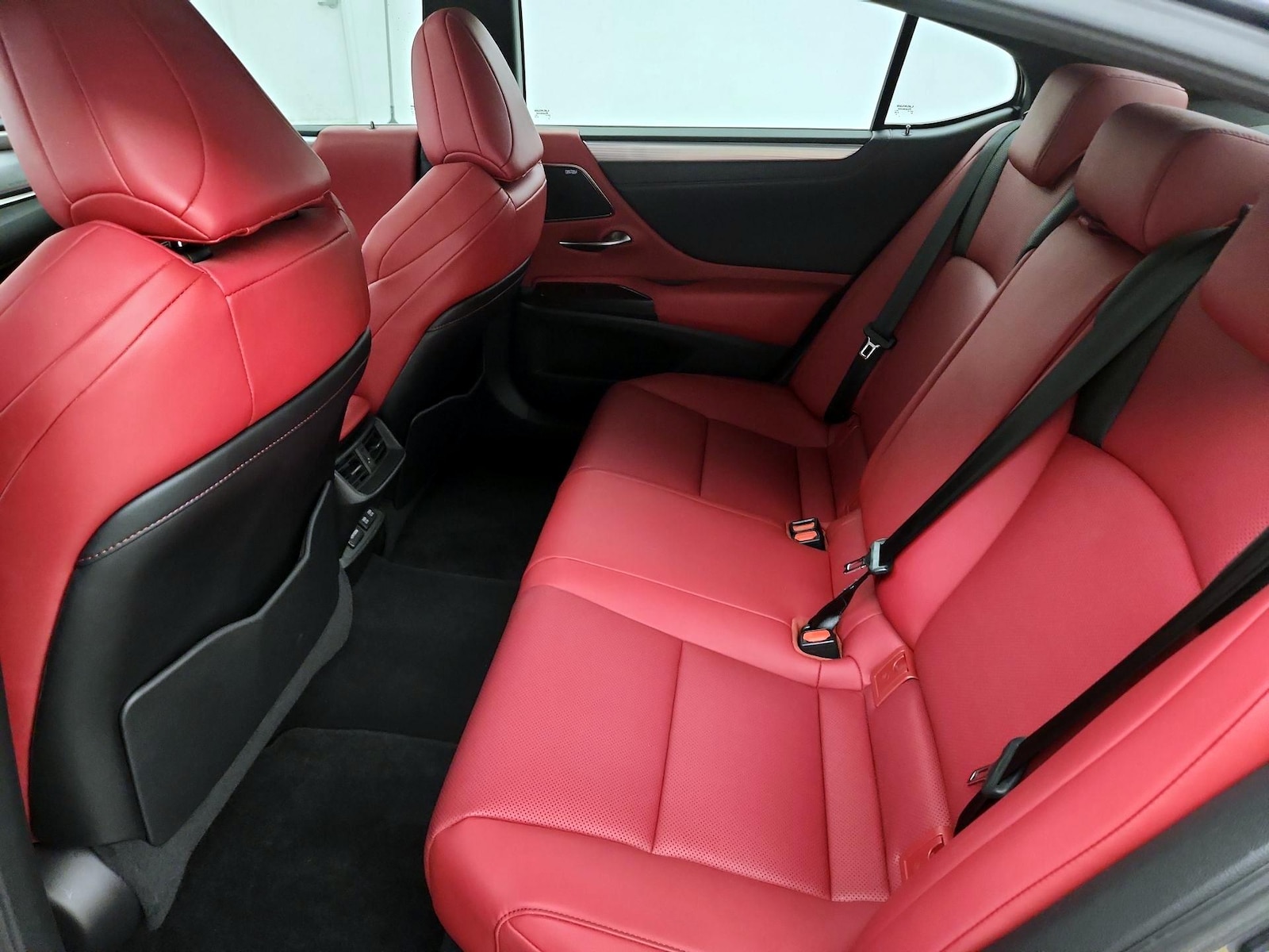2019 Lexus ES F SPORT - Photo 21