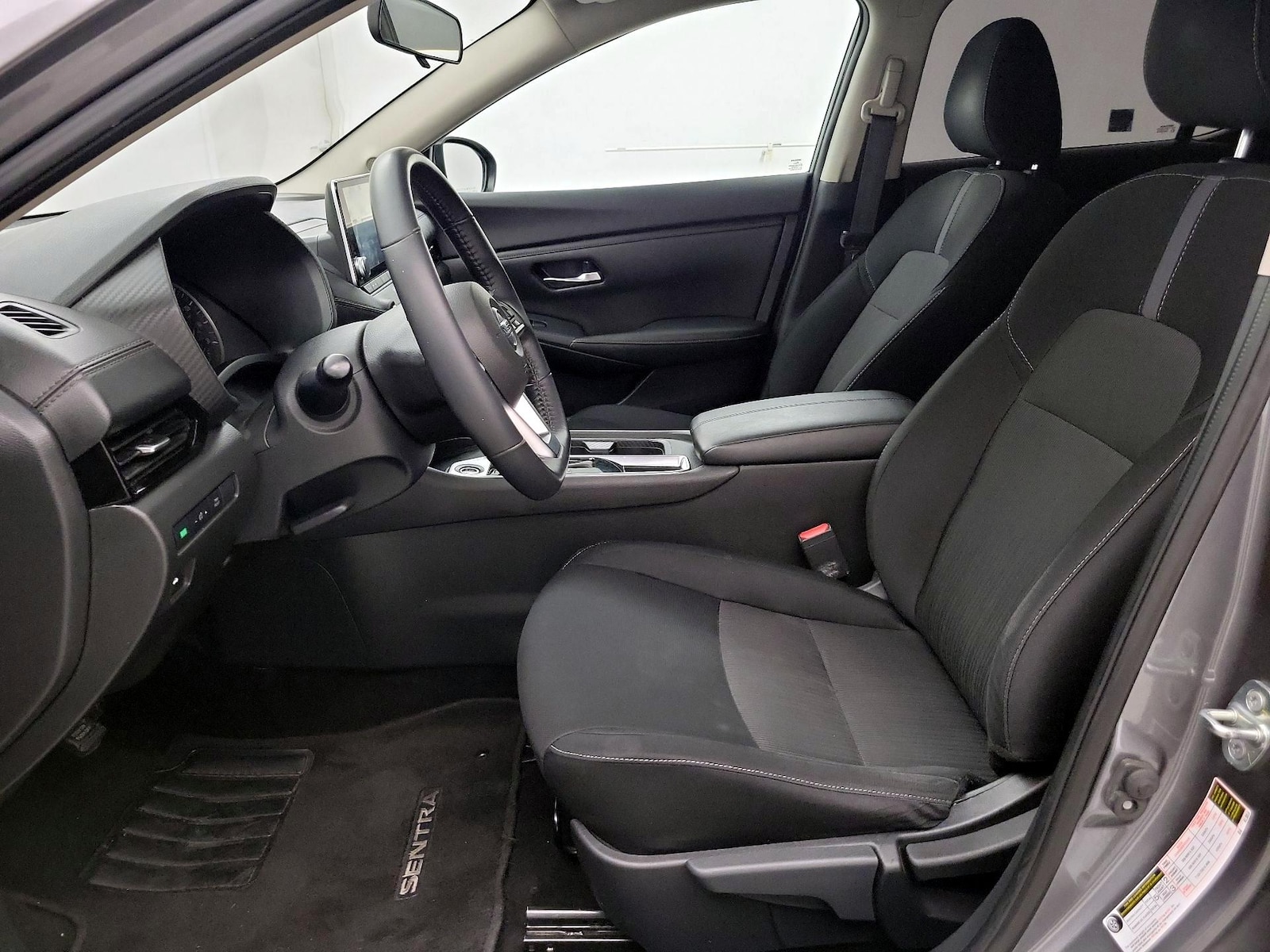 2022 Nissan Sentra SV - Photo 12