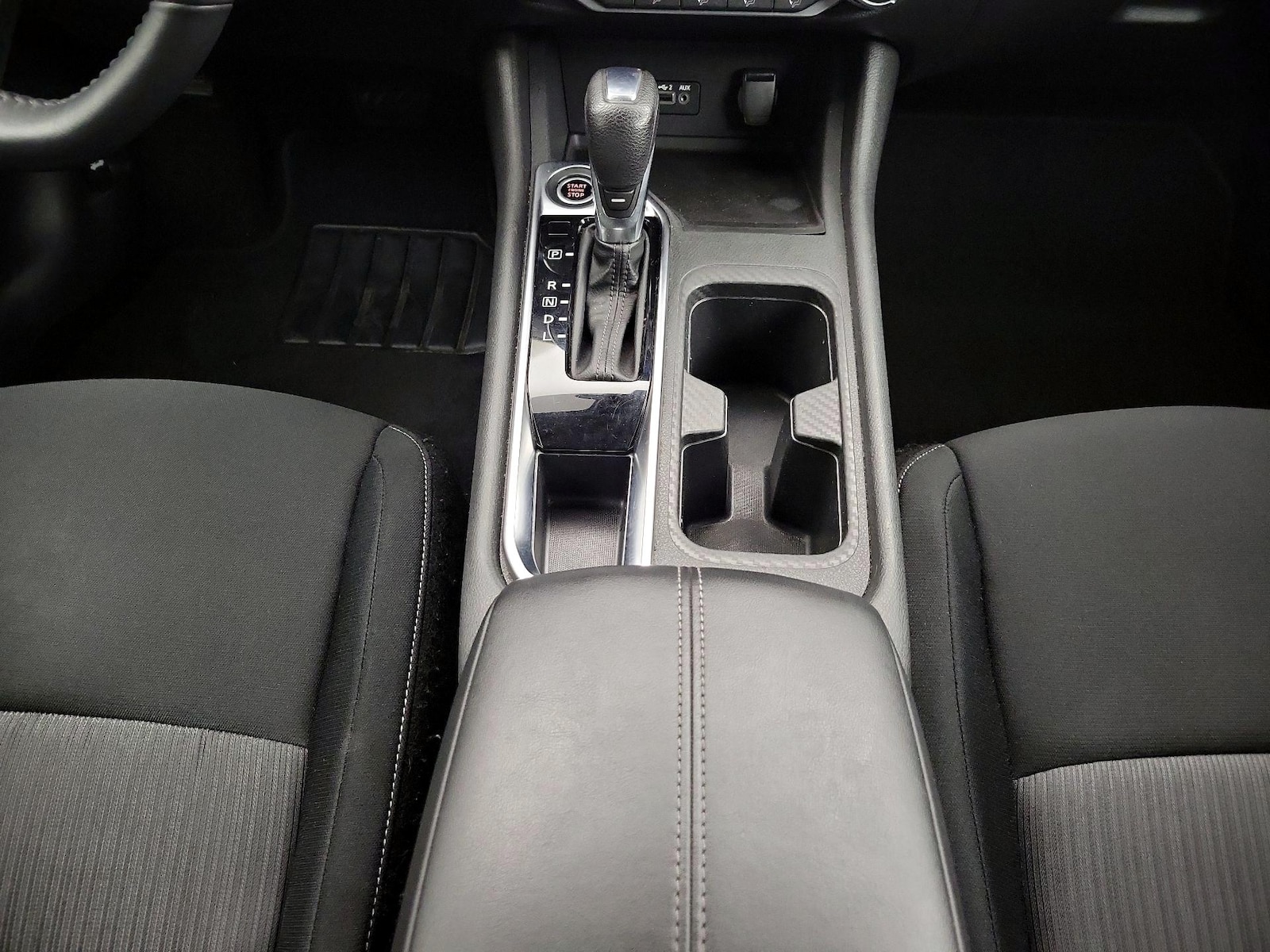 2022 Nissan Sentra SV - Photo 18