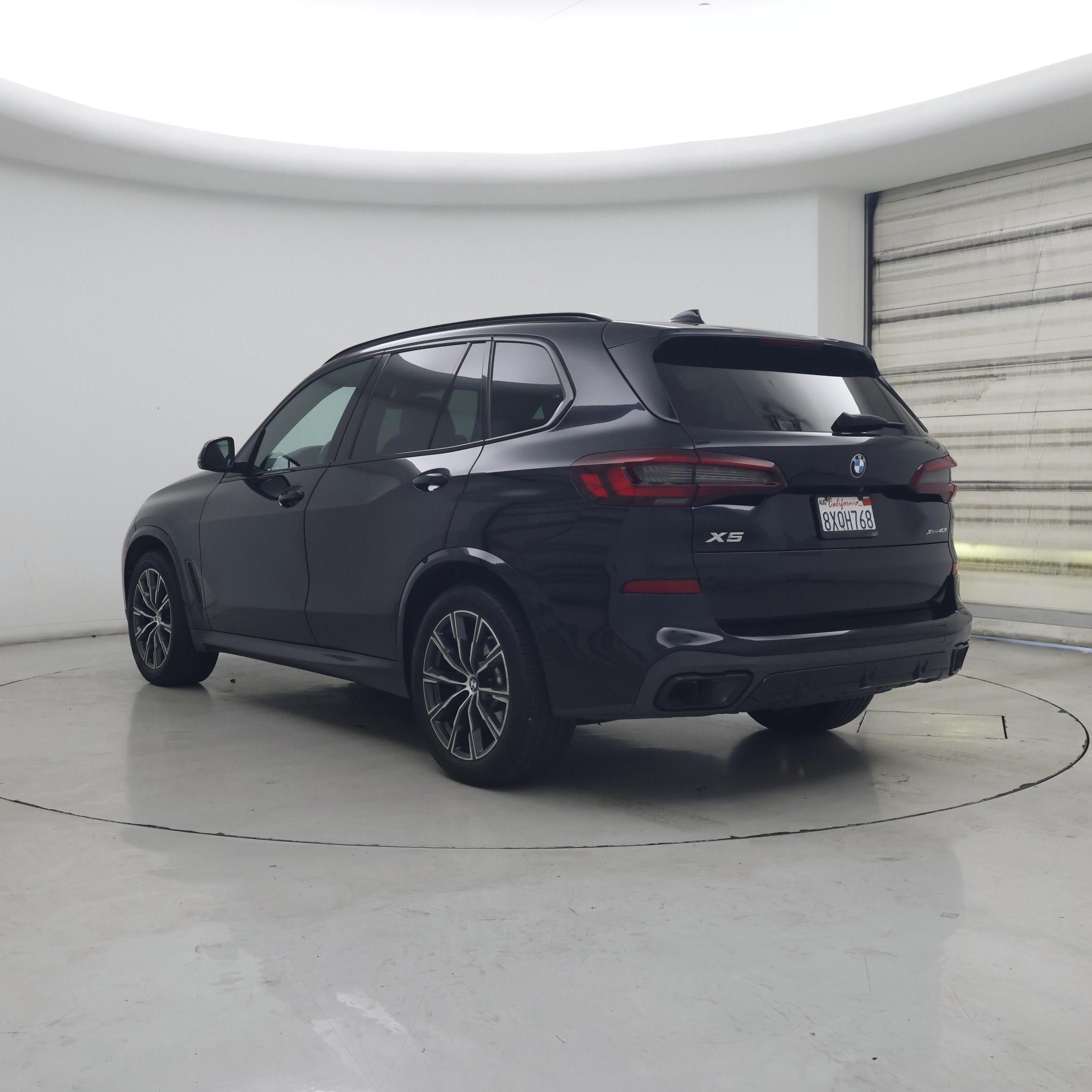 Thumbnail: 2021 BMW X5 - 2