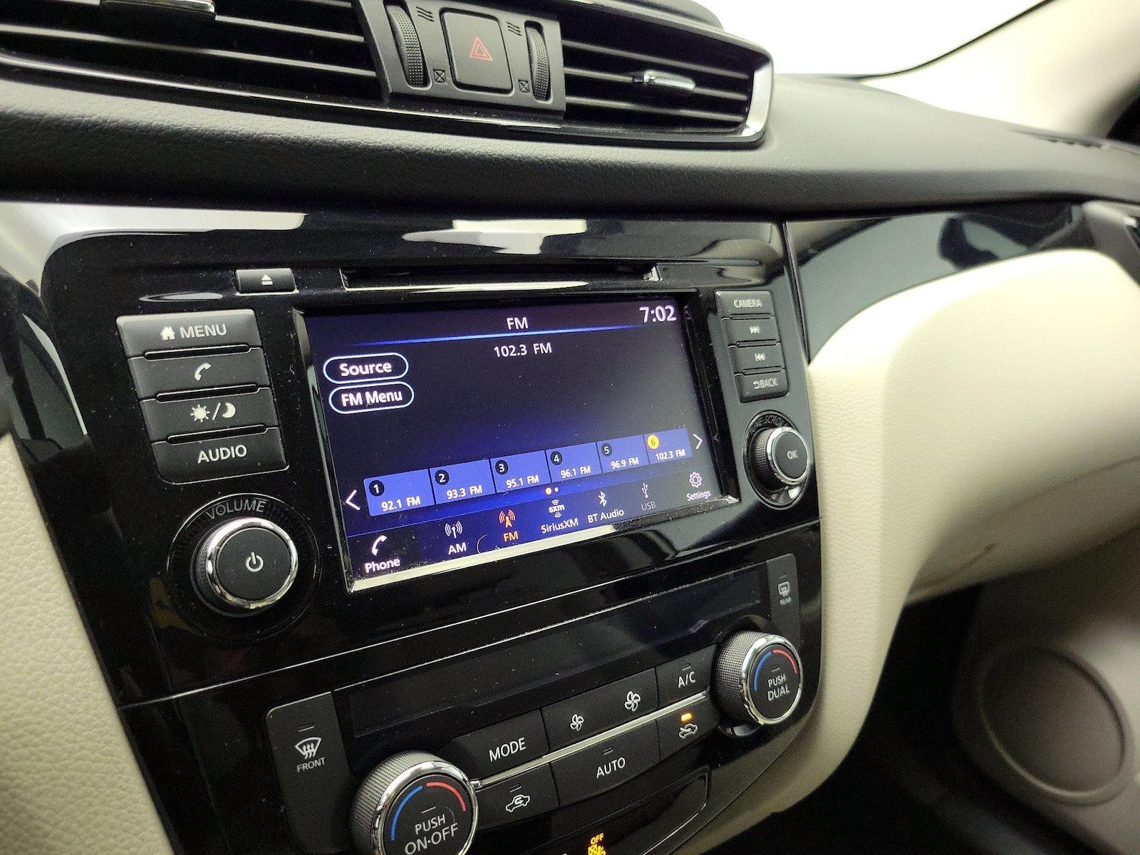 2020 Nissan Rogue Sport SV - Photo 16