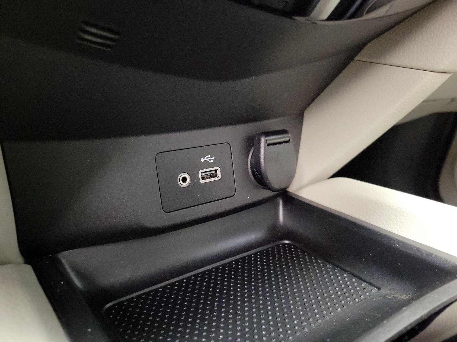 2020 Nissan Rogue Sport SV - Photo 19