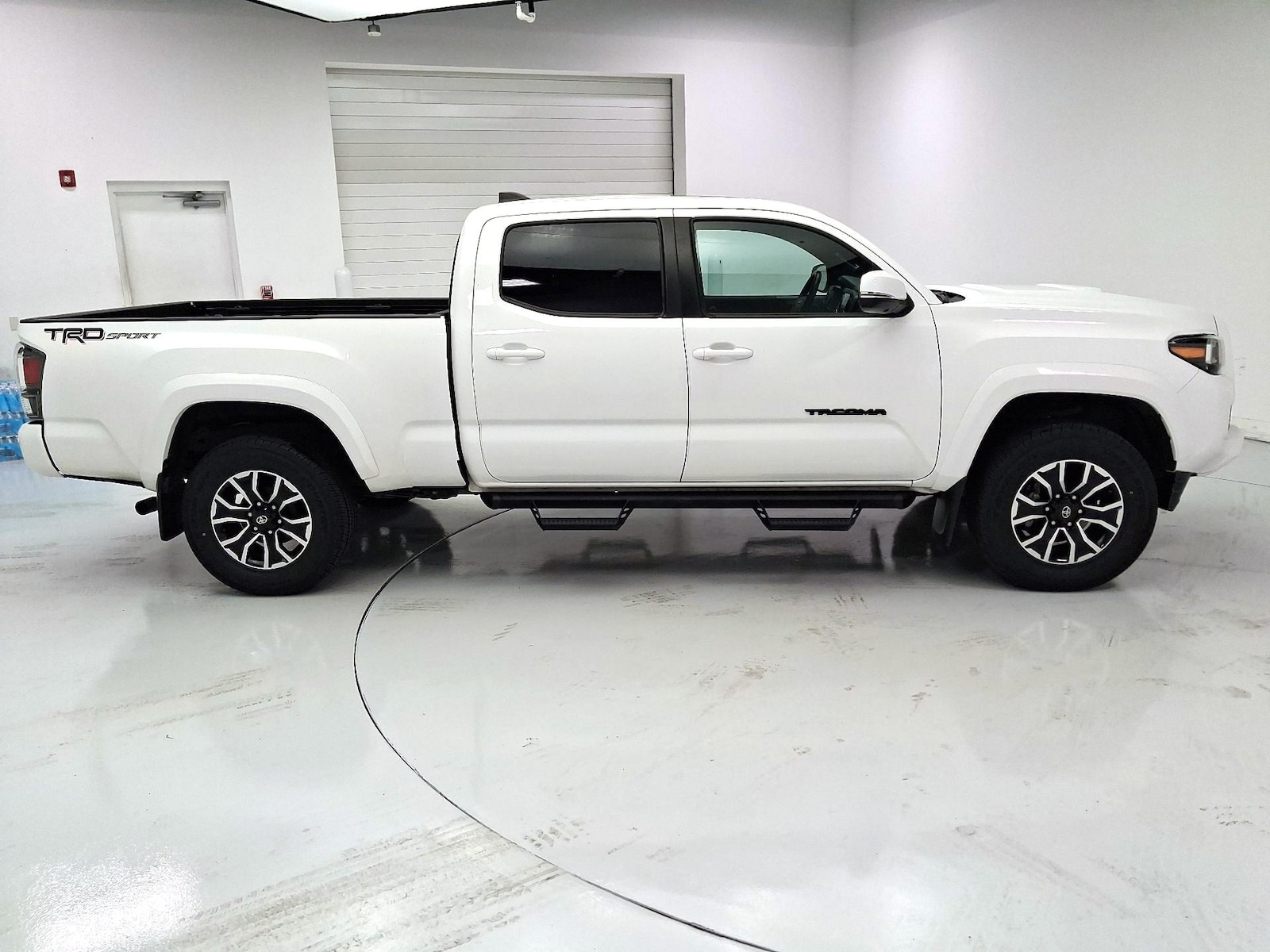 2020 Toyota Tacoma TRD Sport - Photo 4