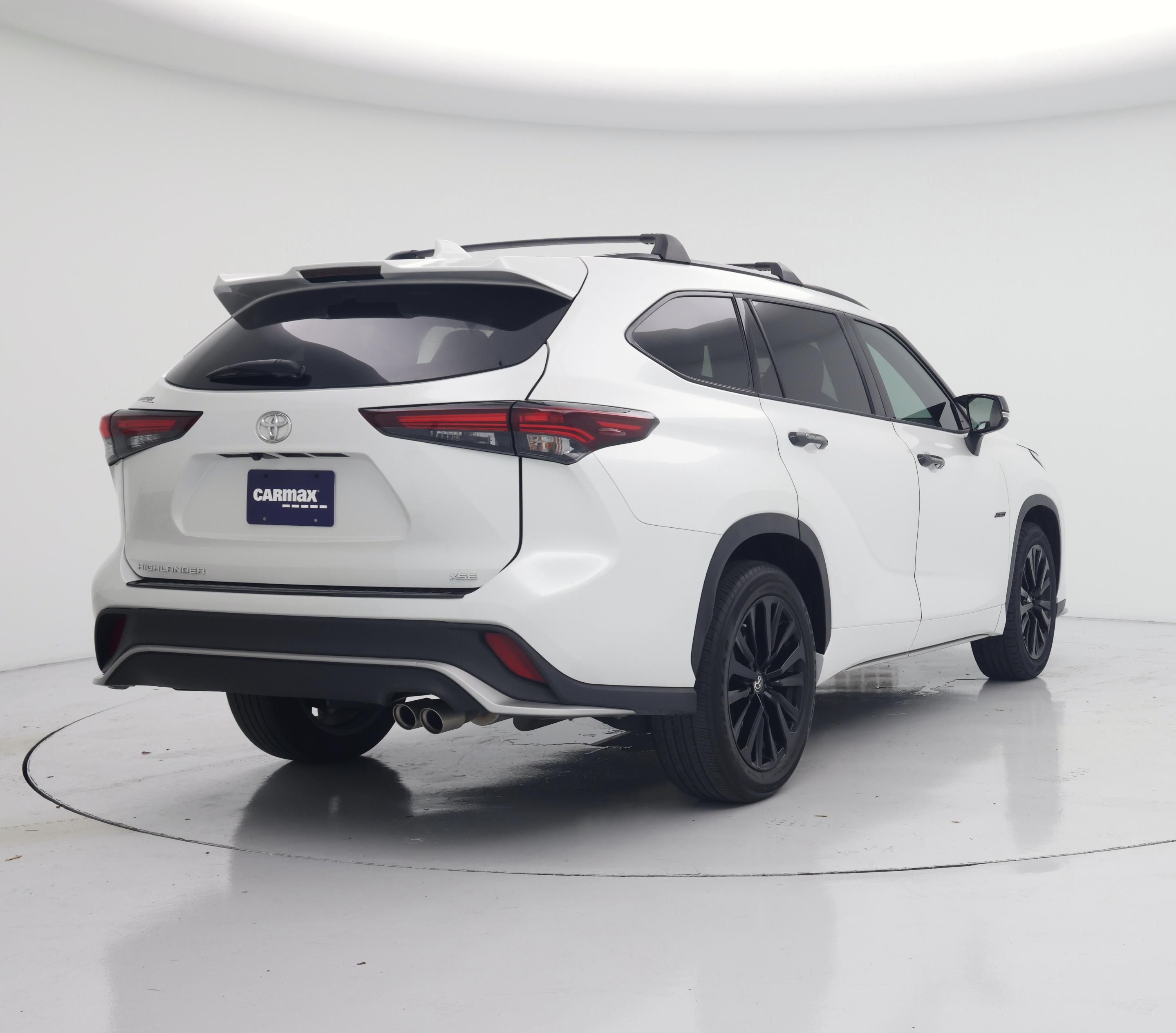 Thumbnail: 2024 Toyota Highlander - 8