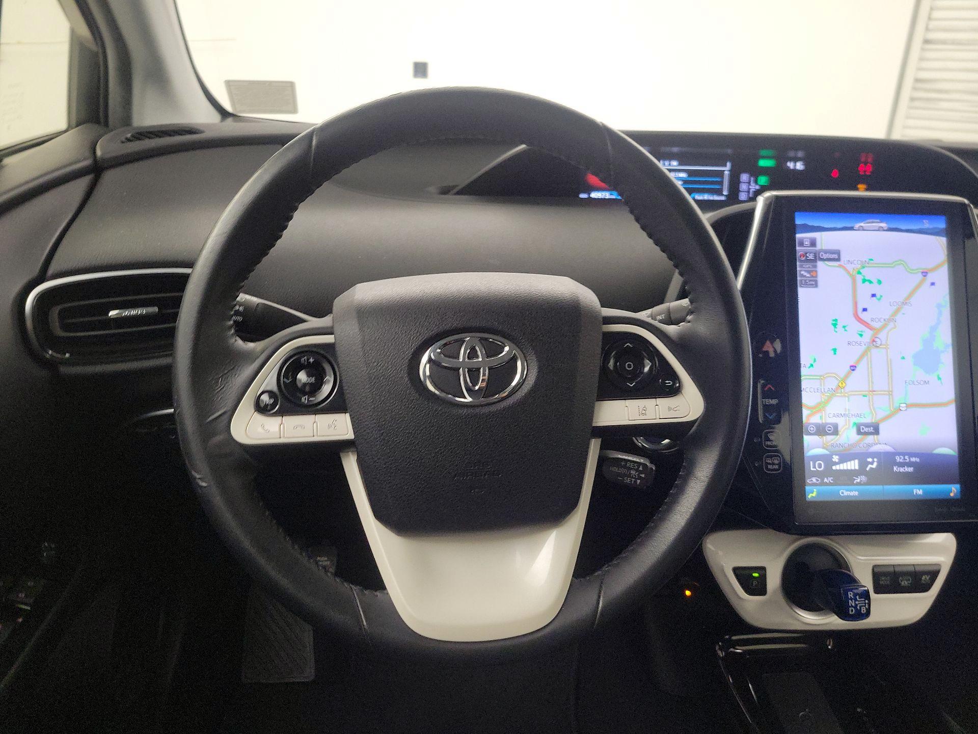 Thumbnail: 2018 Toyota Prius Prime - 10