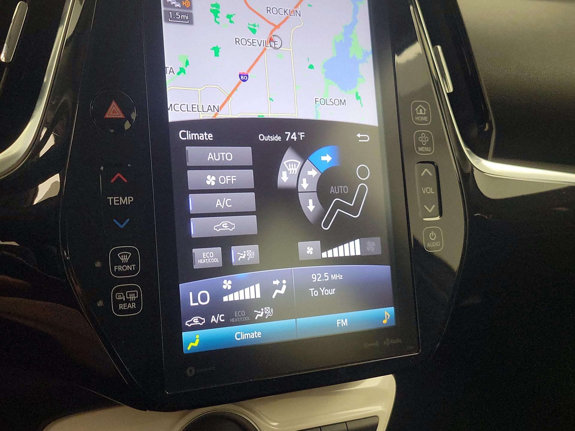 Thumbnail: 2018 Toyota Prius Prime - 17