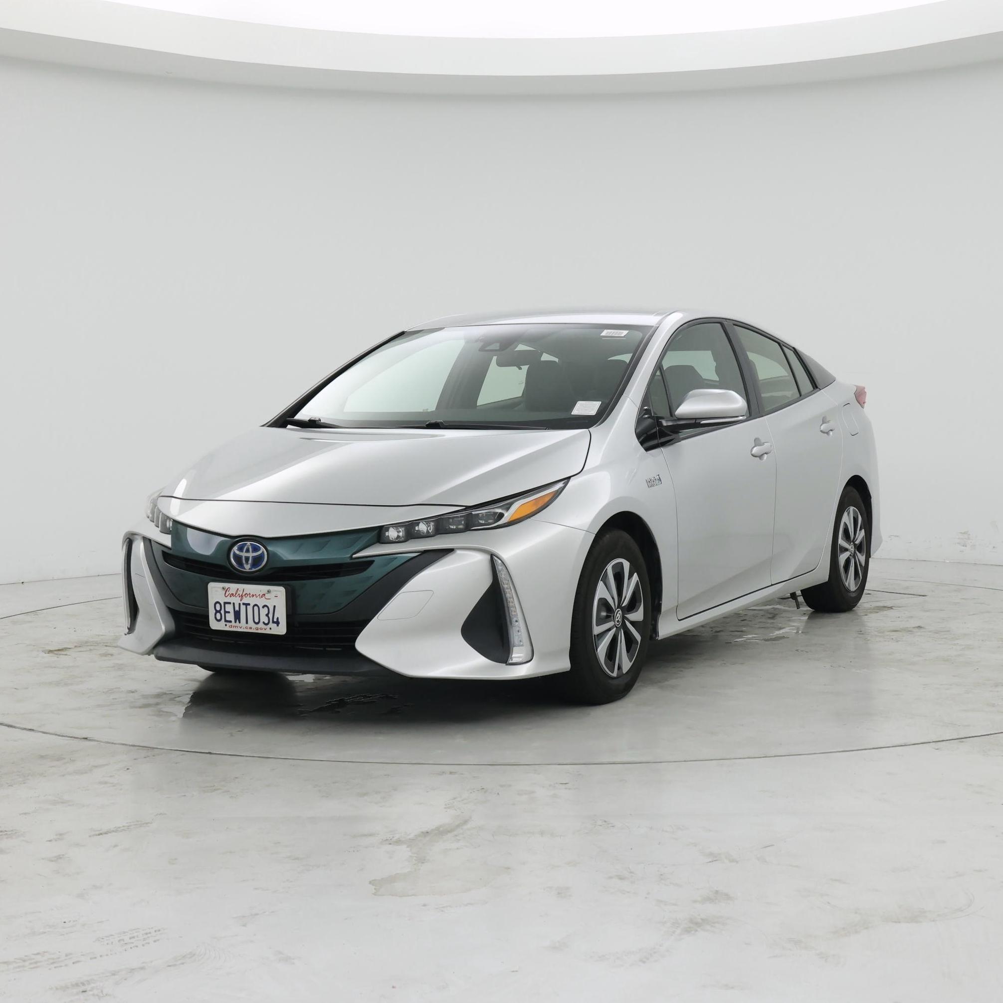 Thumbnail: 2018 Toyota Prius Prime - 4