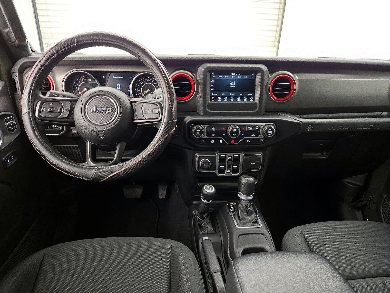 2021 Jeep Wrangler Unlimited Willys - Photo 10