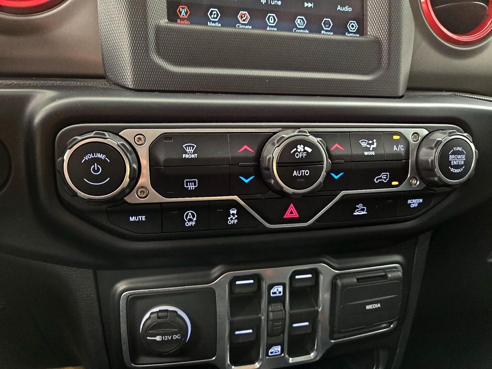 2021 Jeep Wrangler Unlimited Willys - Photo 17