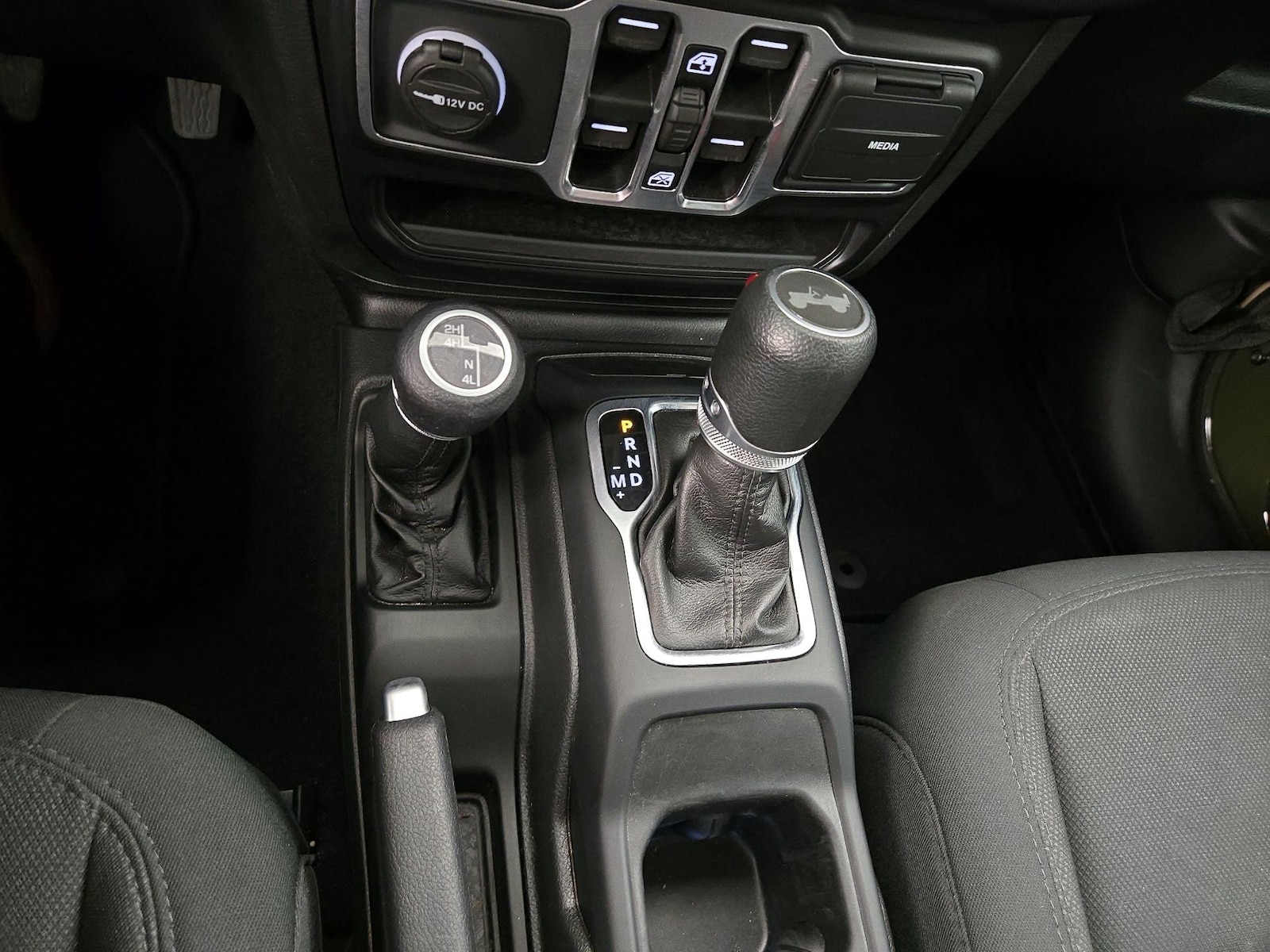 2021 Jeep Wrangler Unlimited Willys - Photo 18