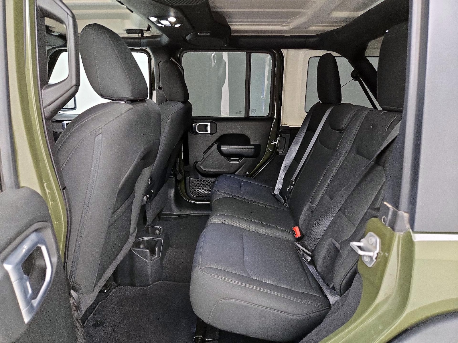 2021 Jeep Wrangler Unlimited Willys - Photo 20