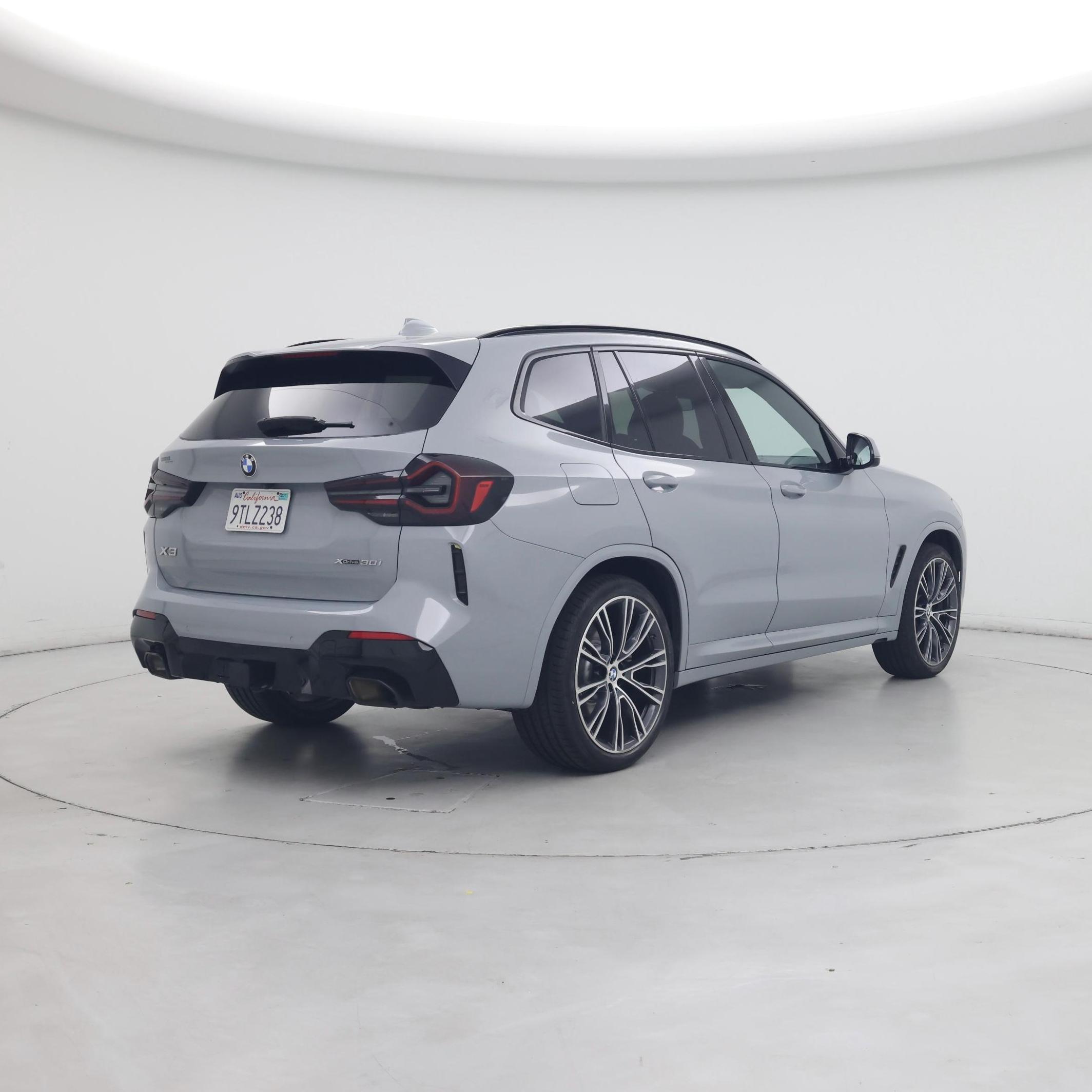 Thumbnail: 2023 BMW X3 - 8