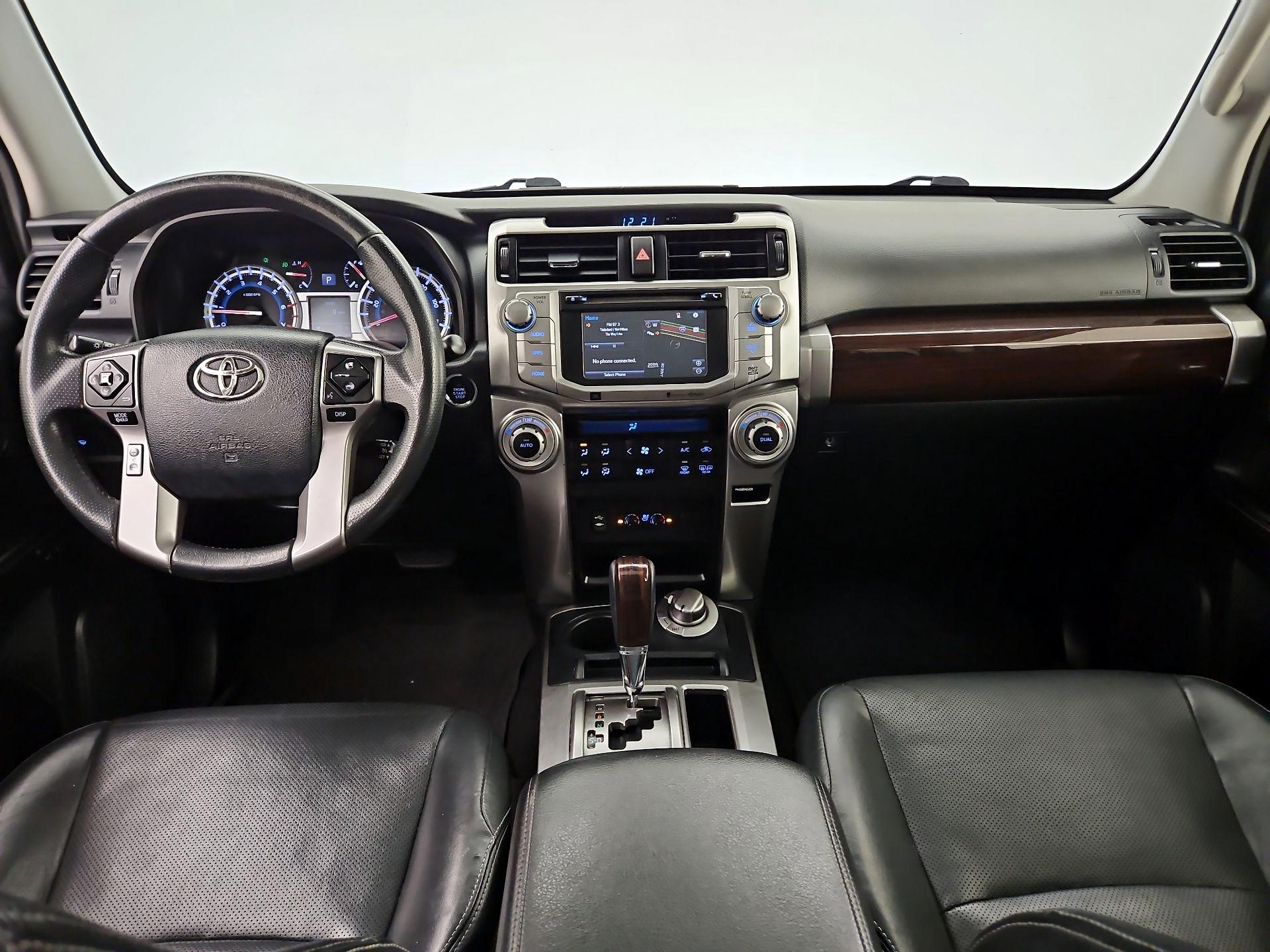 Thumbnail: 2015 Toyota 4Runner - 9