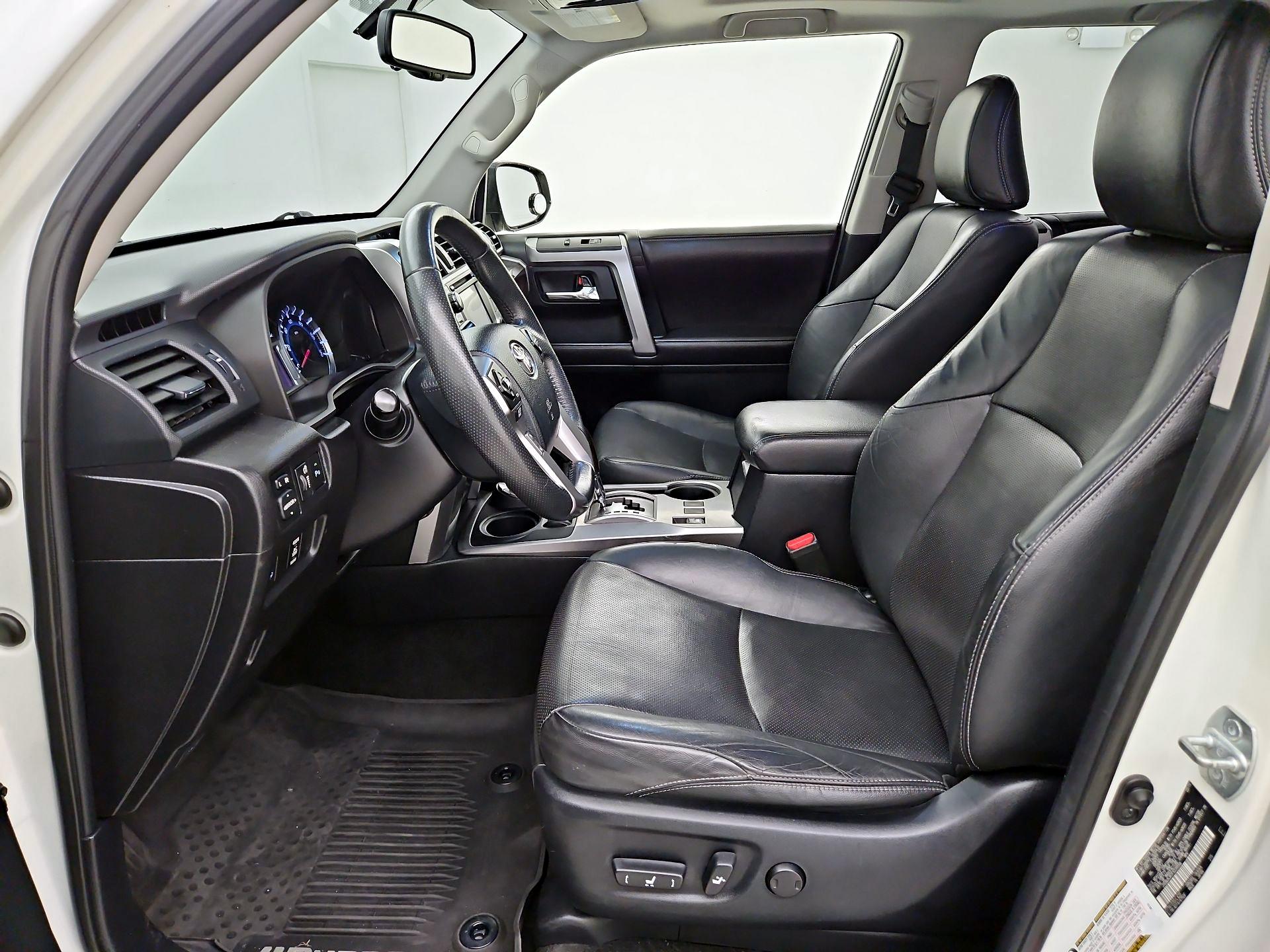 Thumbnail: 2015 Toyota 4Runner - 11