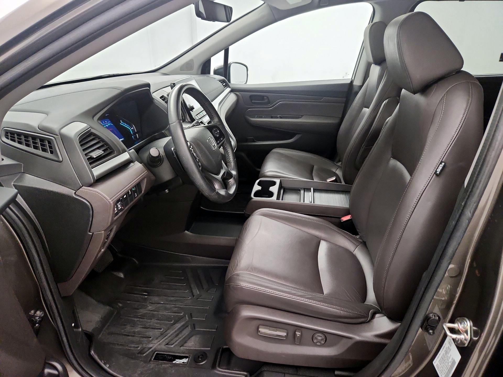 Thumbnail: 2019 Honda Odyssey - 11