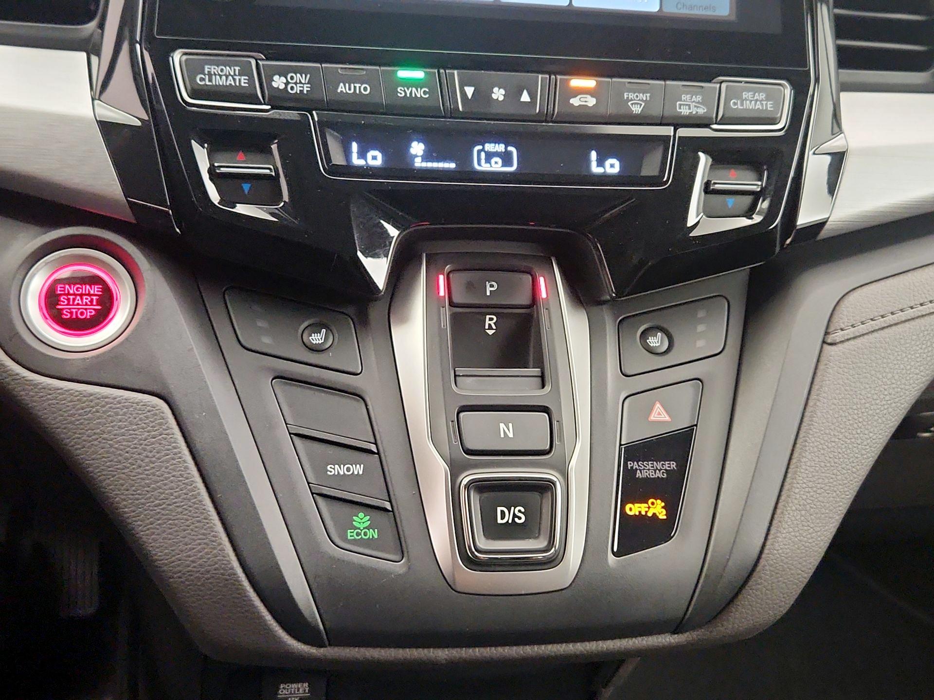 Thumbnail: 2019 Honda Odyssey - 17