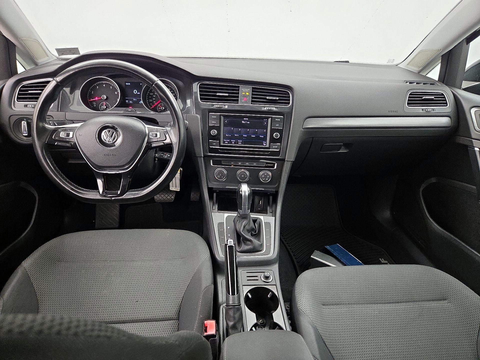Thumbnail: 2018 Volkswagen Golf - 9