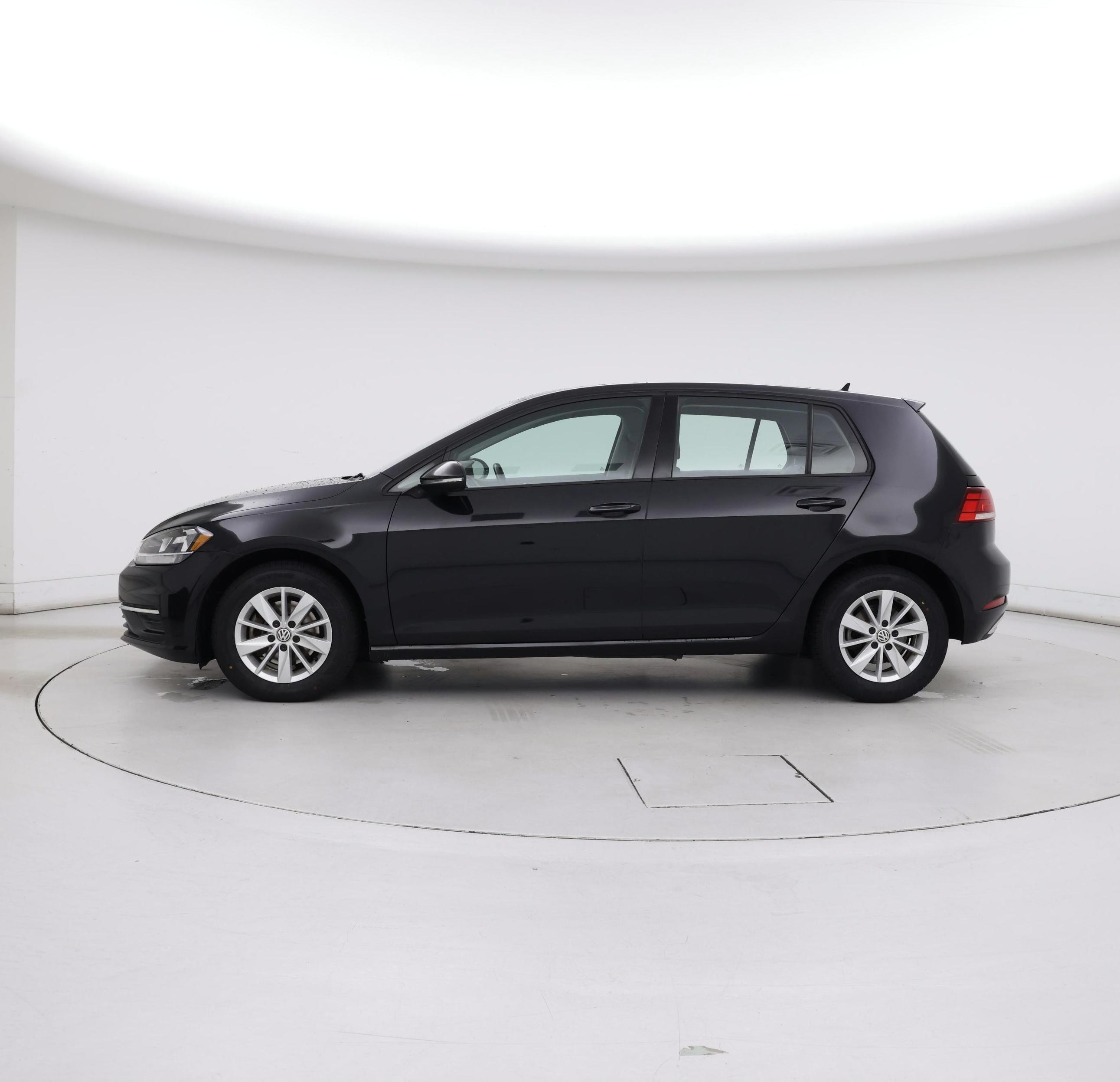 Thumbnail: 2018 Volkswagen Golf - 3
