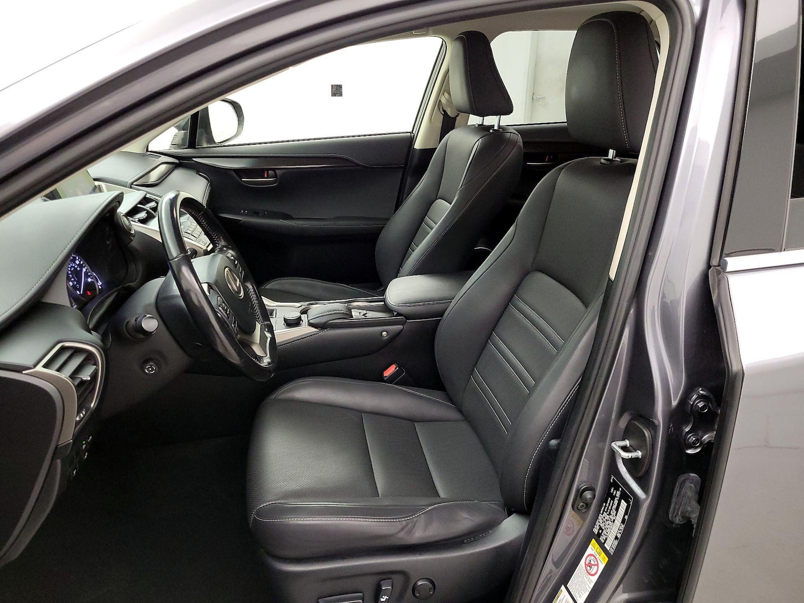 2016 Lexus NX 200t - Photo 12