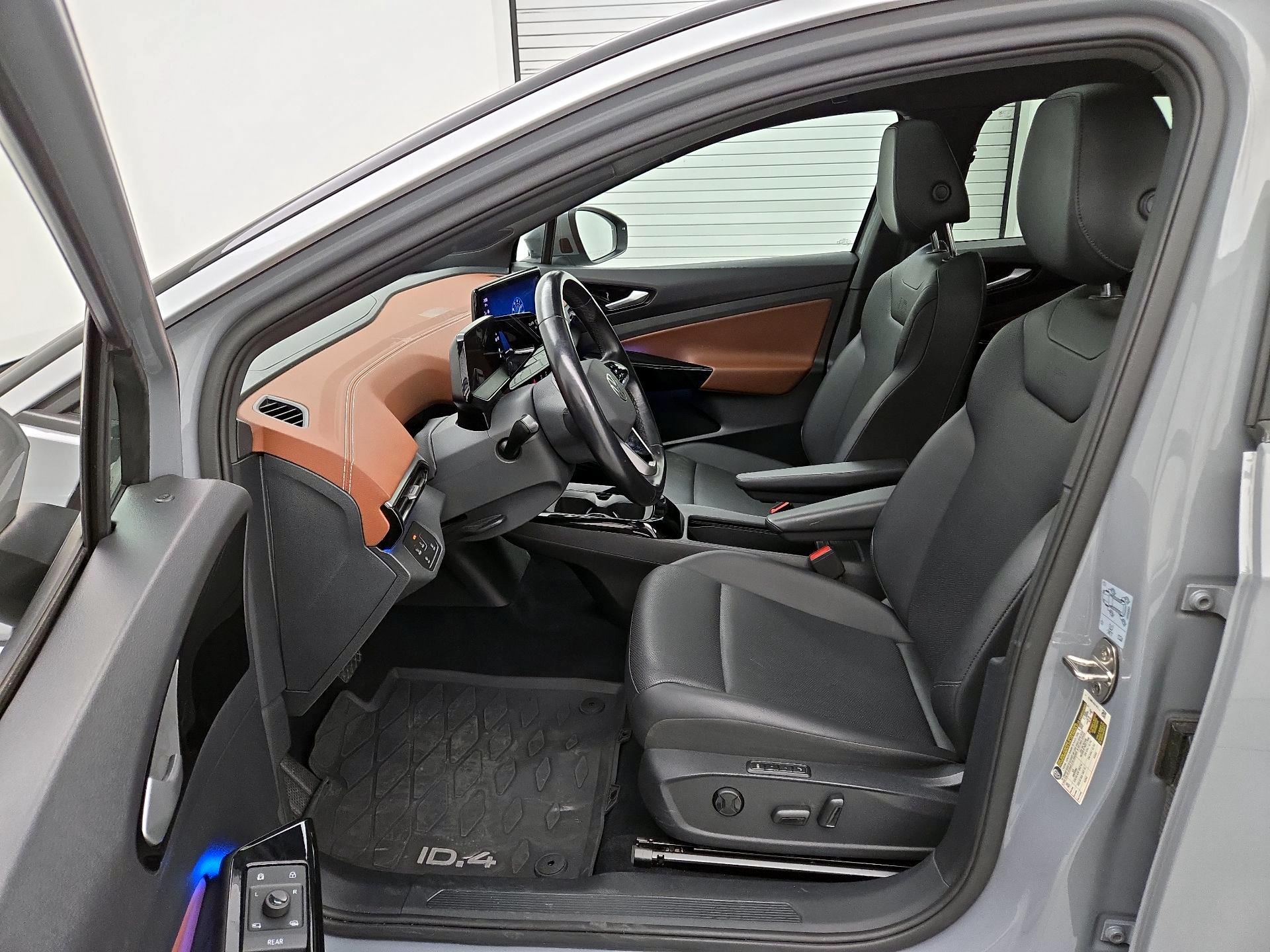 Thumbnail: 2021 Volkswagen ID.4 - 11