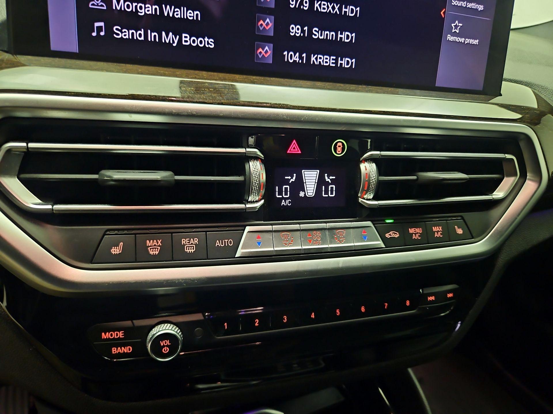Thumbnail: 2022 BMW X4 - 17