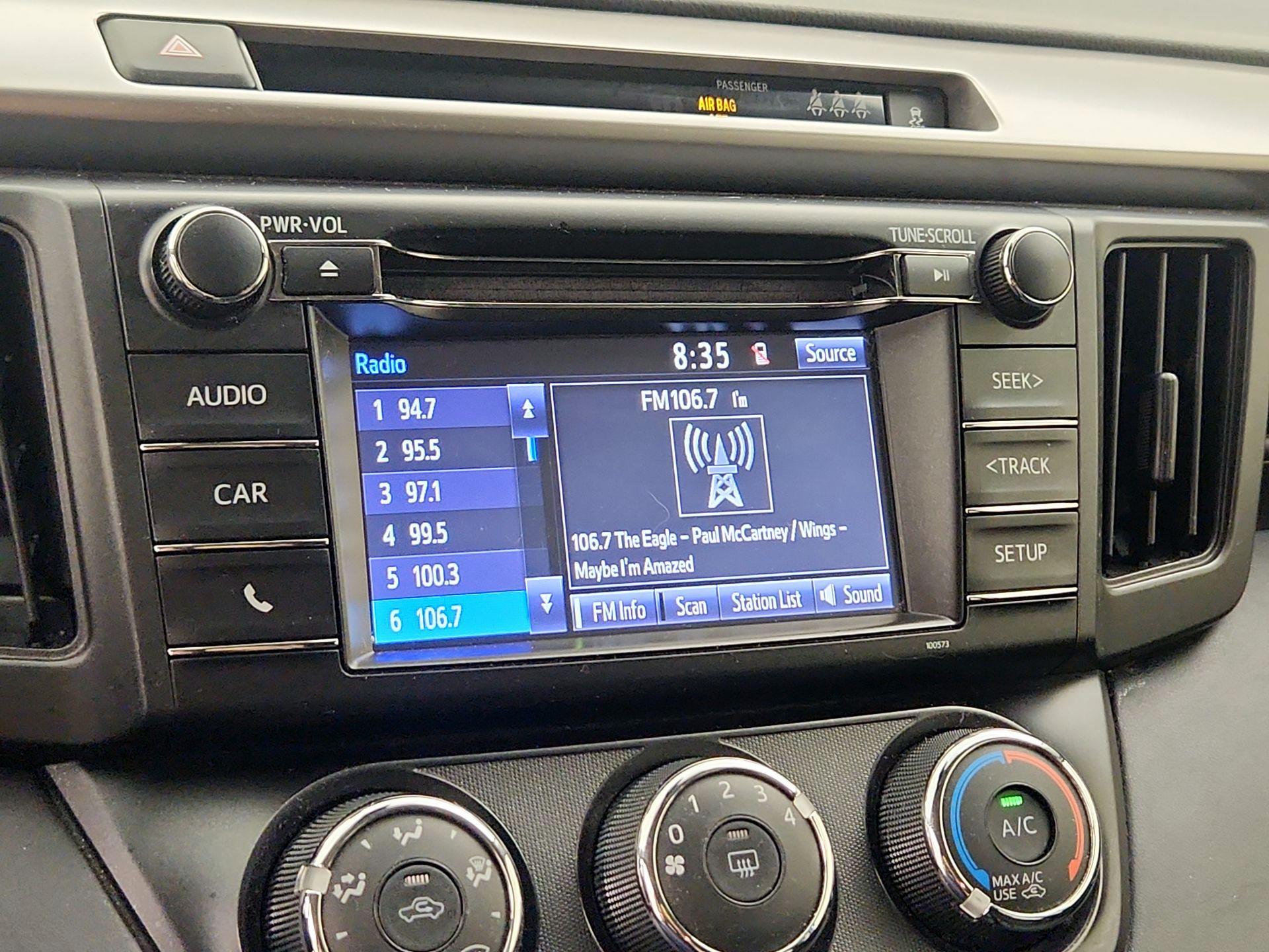 Thumbnail: 2018 Toyota RAV4 - 15