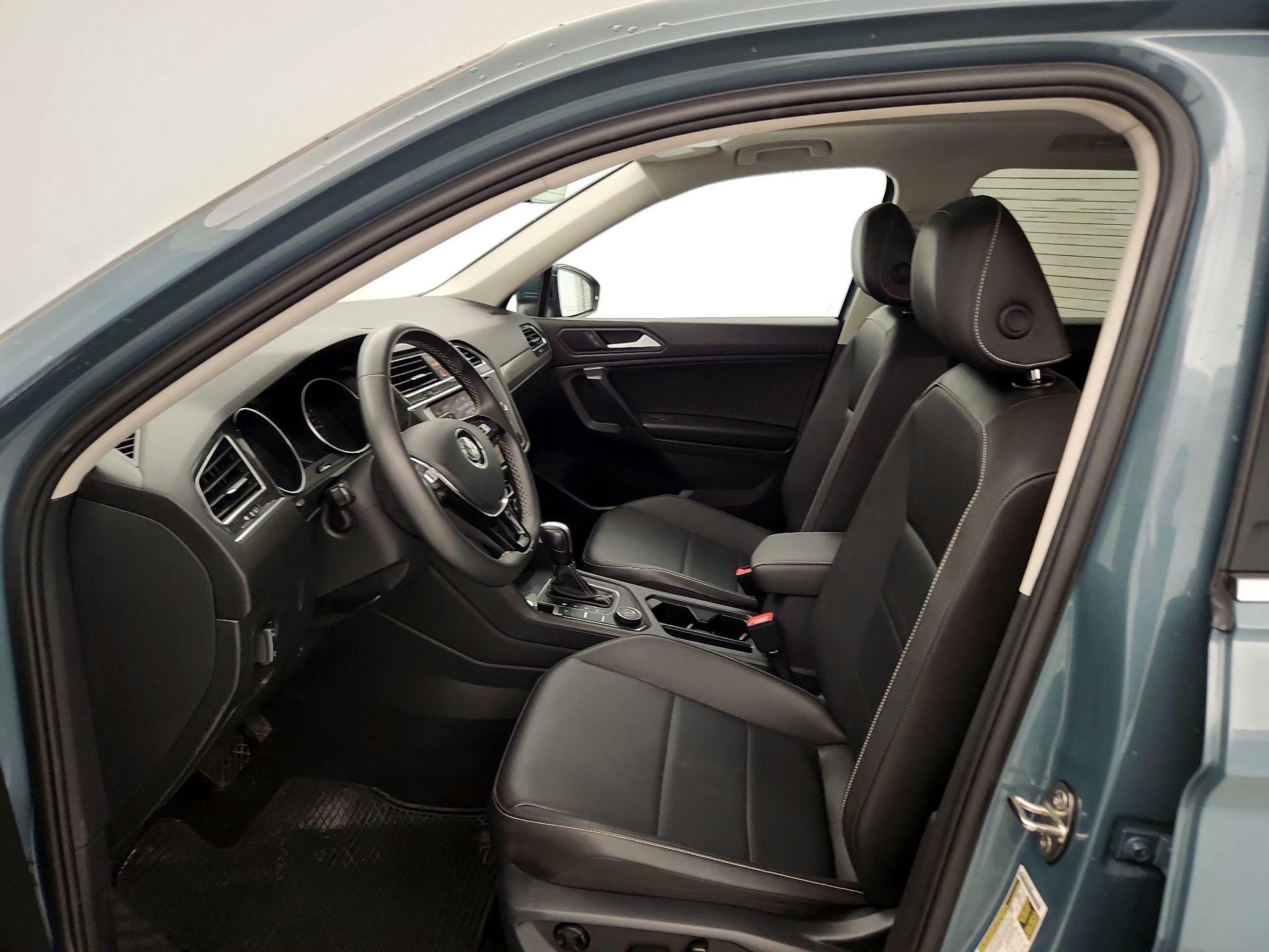 Thumbnail: 2021 Volkswagen Tiguan - 11