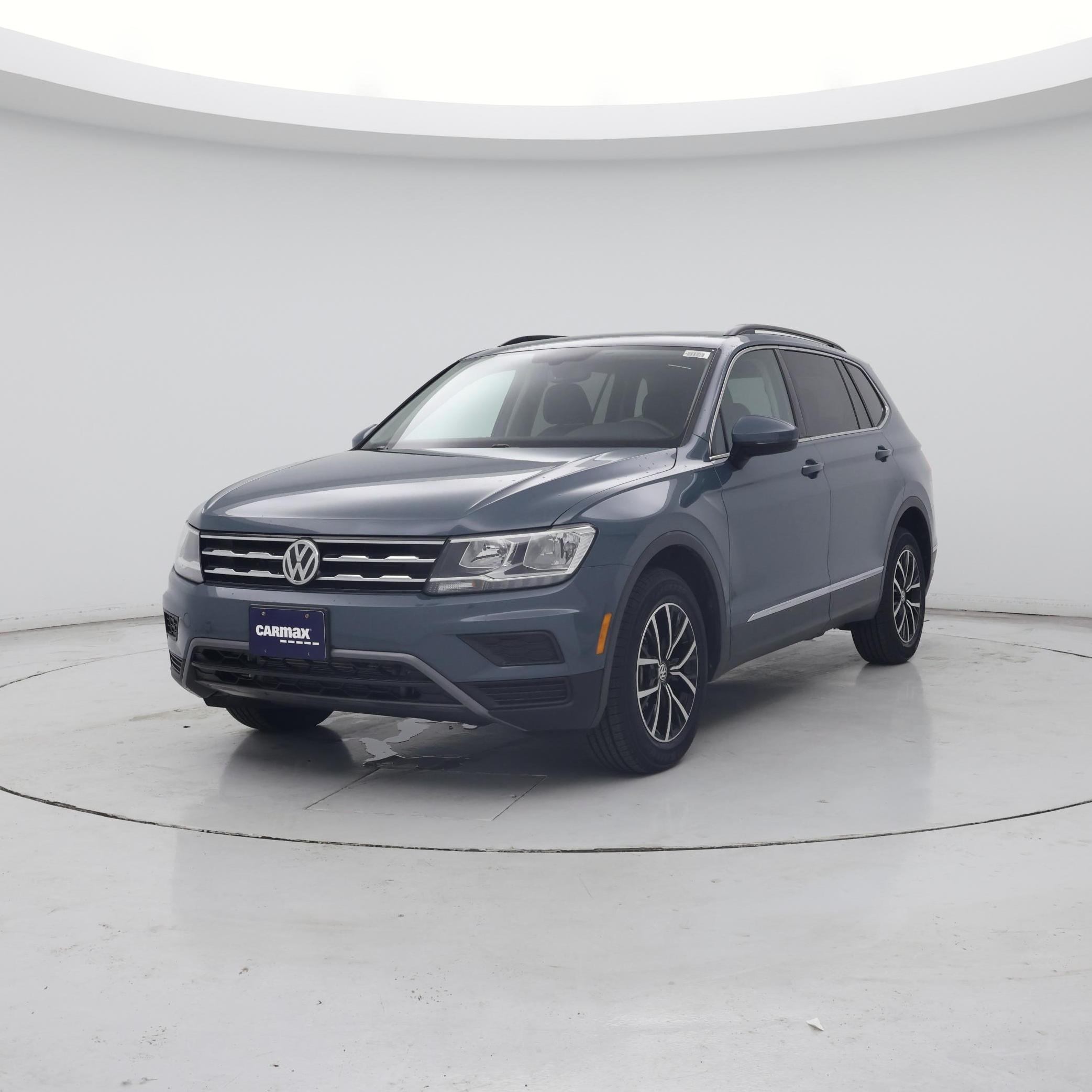 Thumbnail: 2021 Volkswagen Tiguan - 4