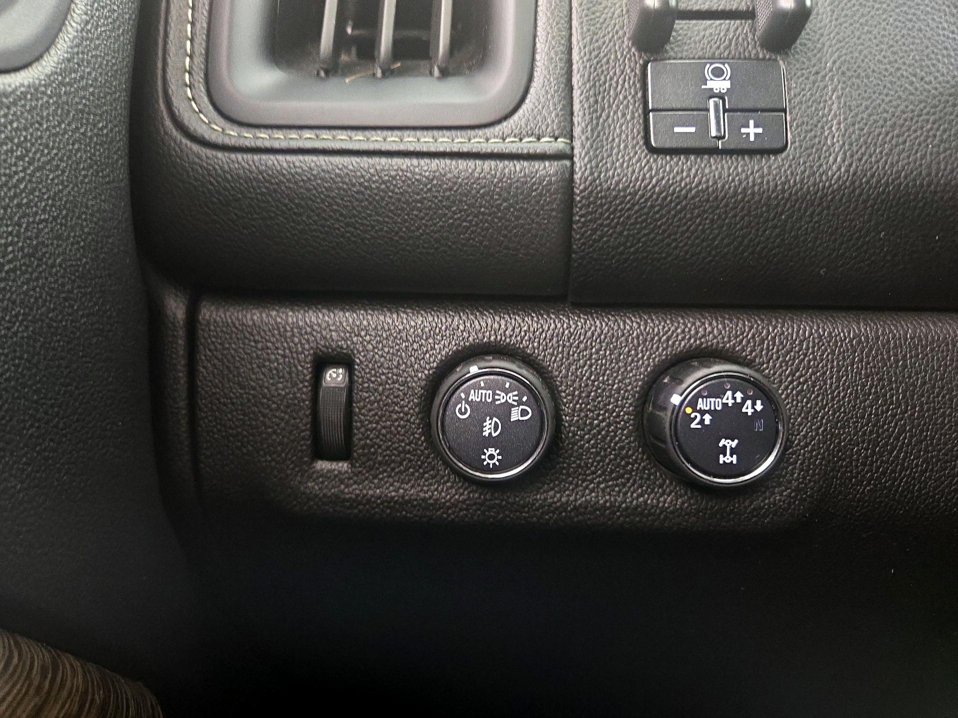 Thumbnail: 2020 GMC Canyon - 13