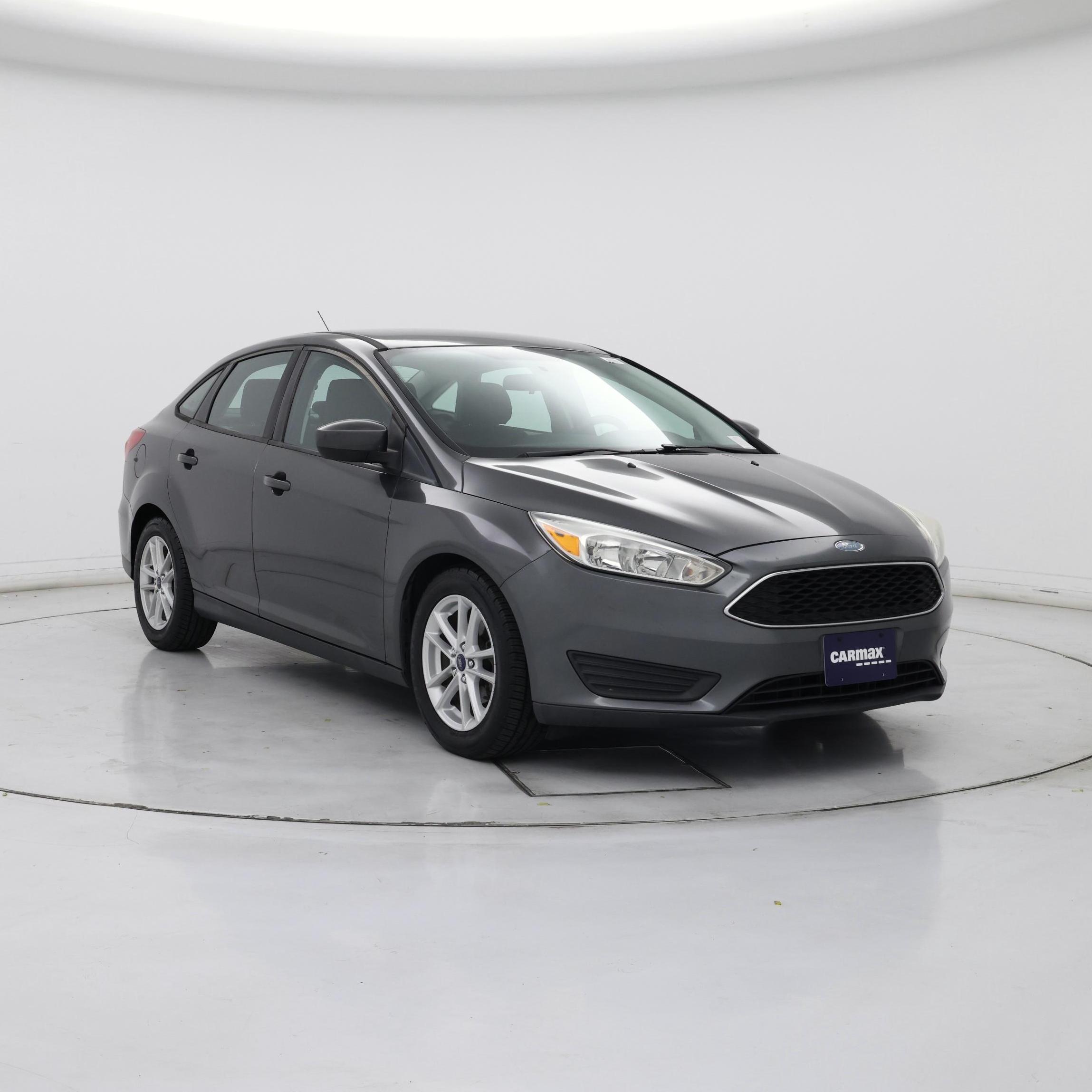 Gray 2018 Ford Focus Sedan Front-Wheel Drive Automatic