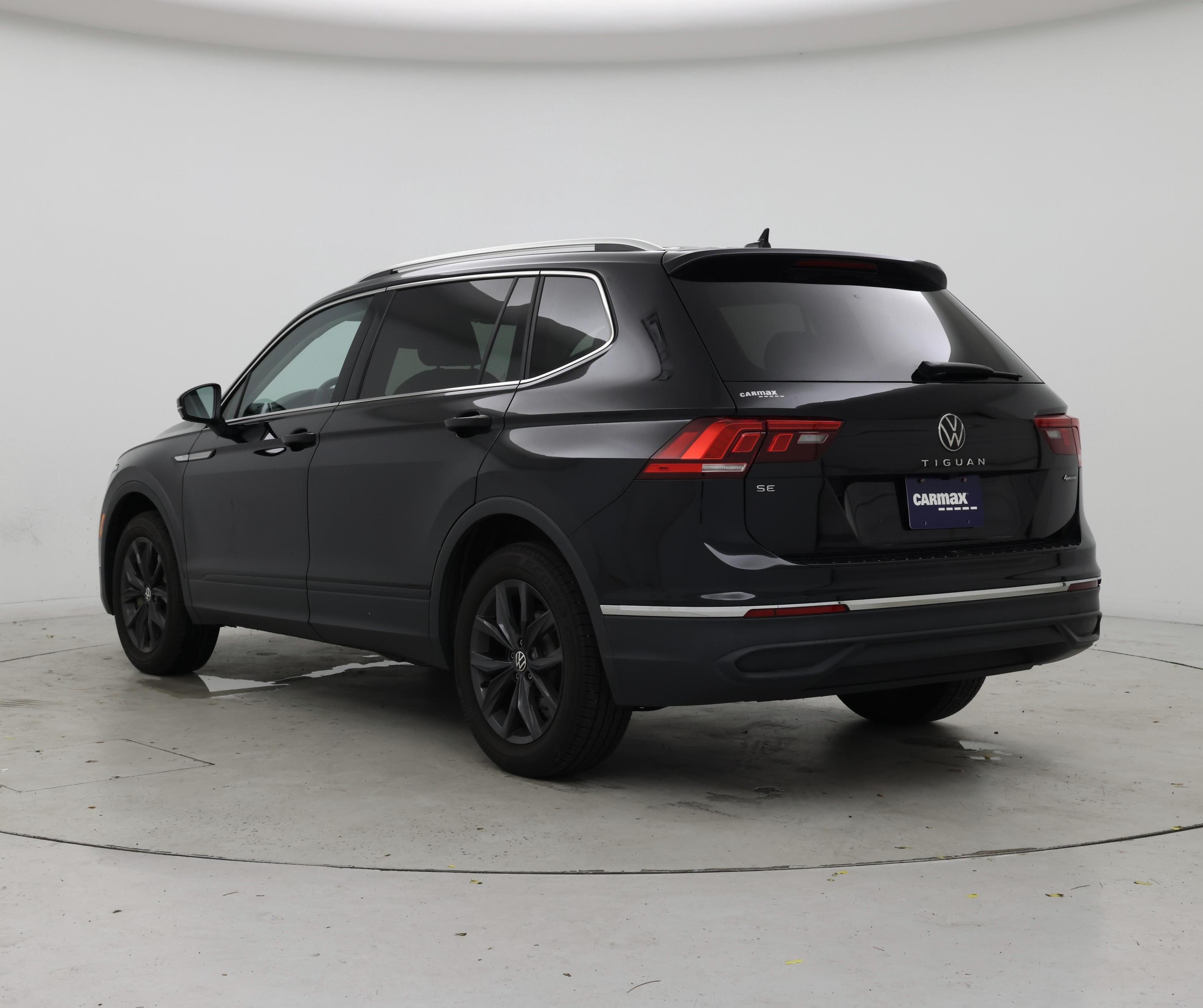 Thumbnail: 2024 Volkswagen Tiguan - 2