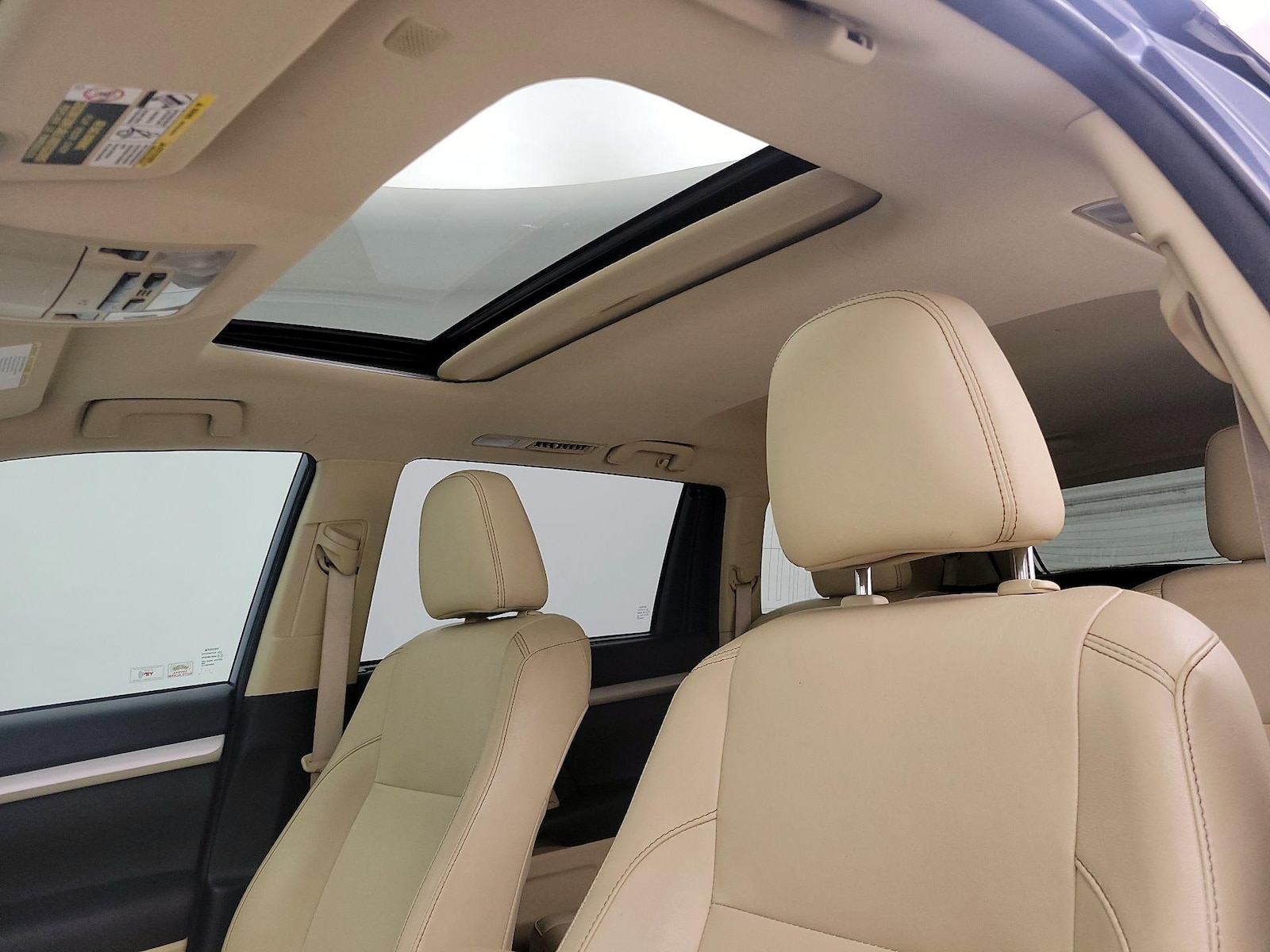 Sunroof(s) & Overhead Airbags