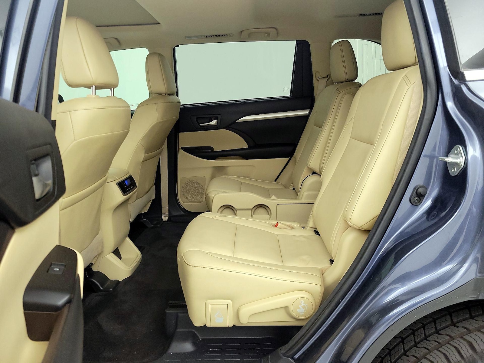 Rear Air Conditioning