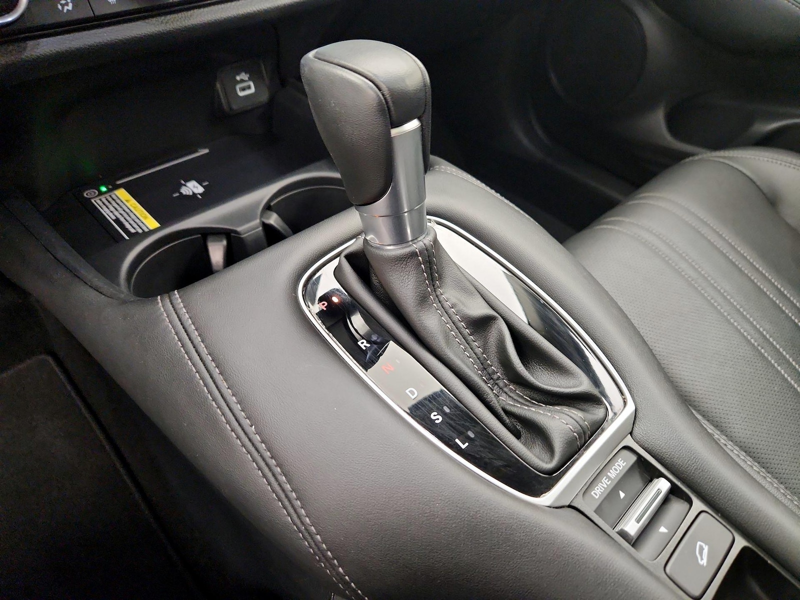 2024 Honda HR-V EX-L - Photo 18
