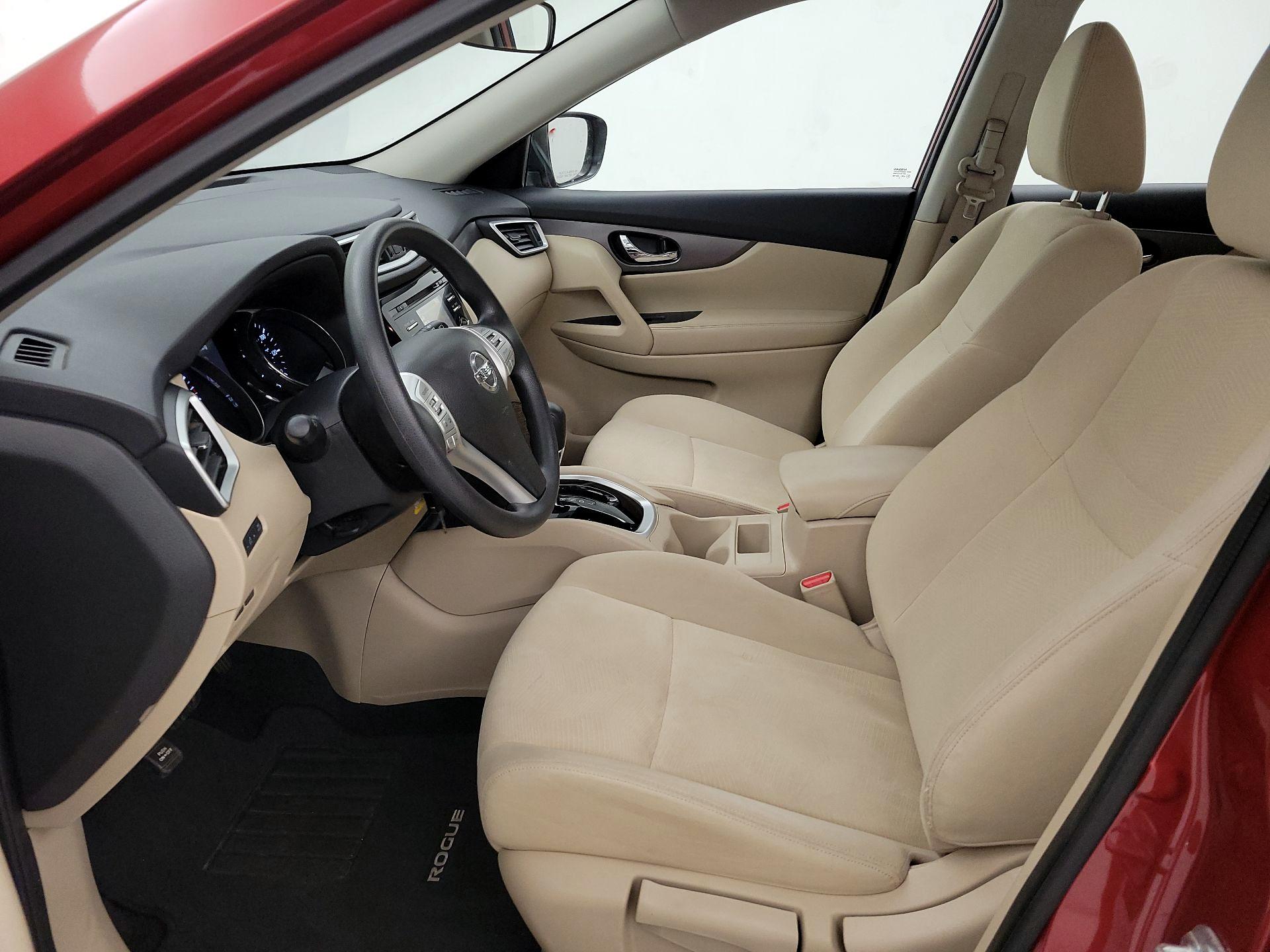 Thumbnail: 2016 Nissan Rogue - 11