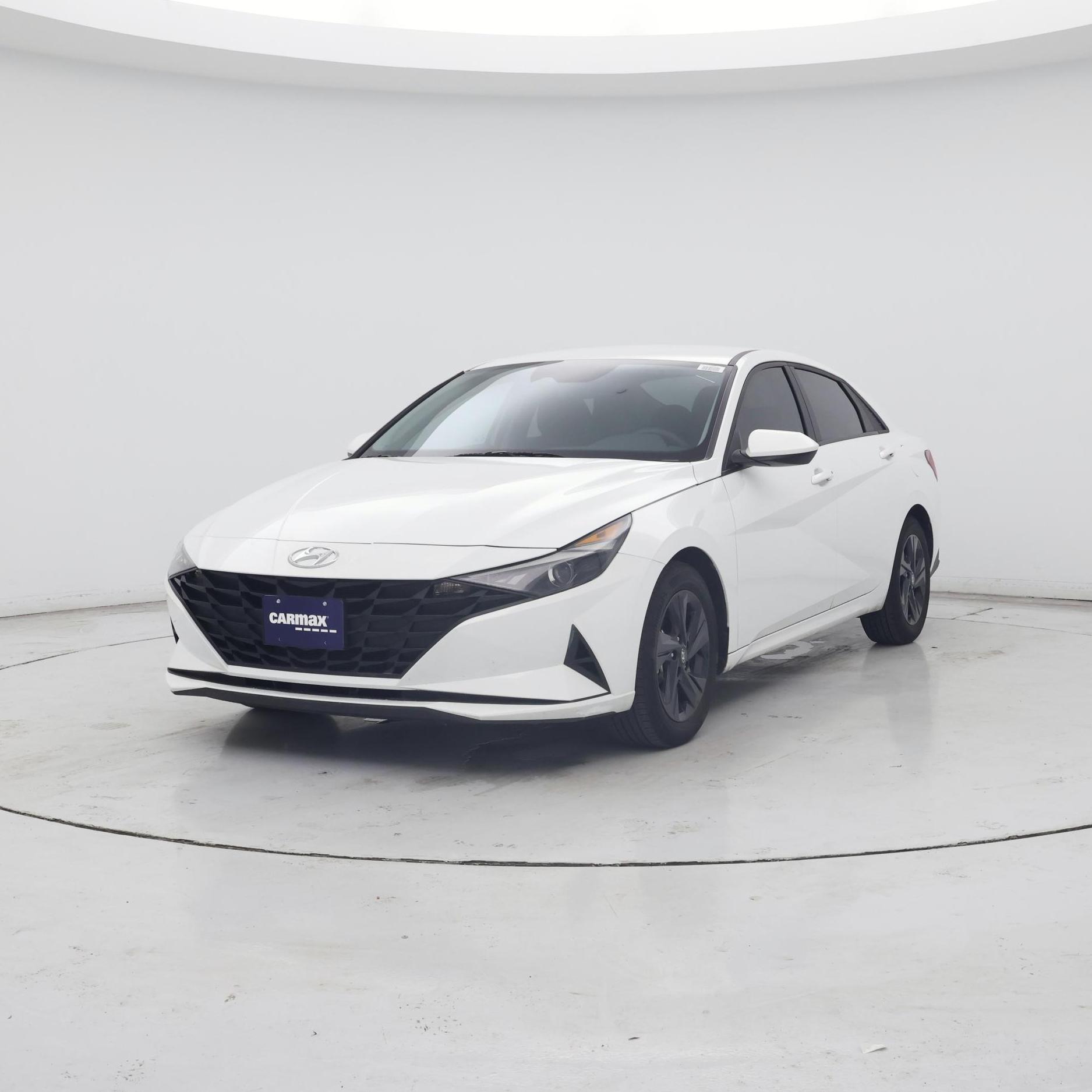 Thumbnail: 2023 Hyundai Elantra - 4