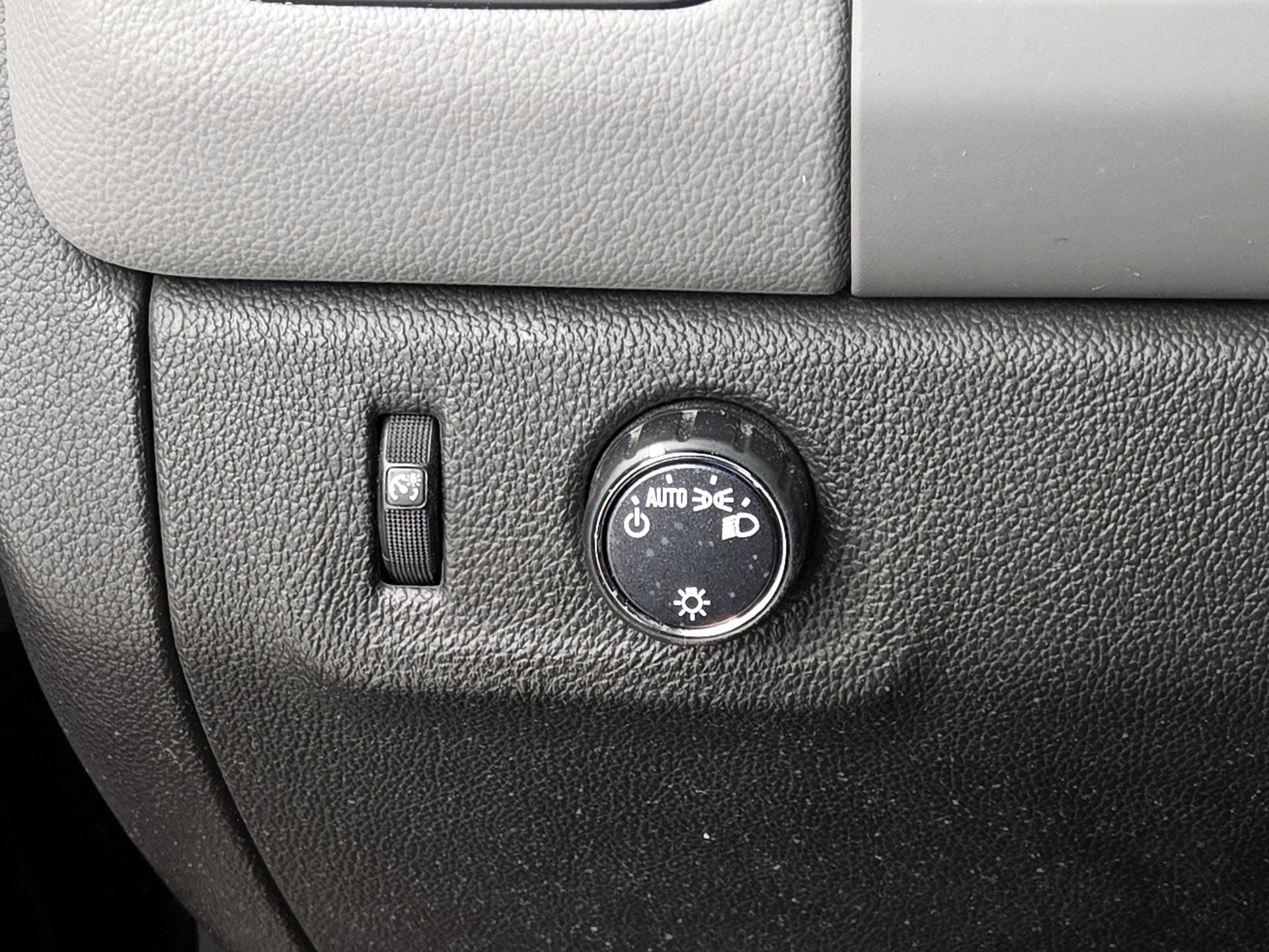 Thumbnail: 2016 Chevrolet Colorado - 13